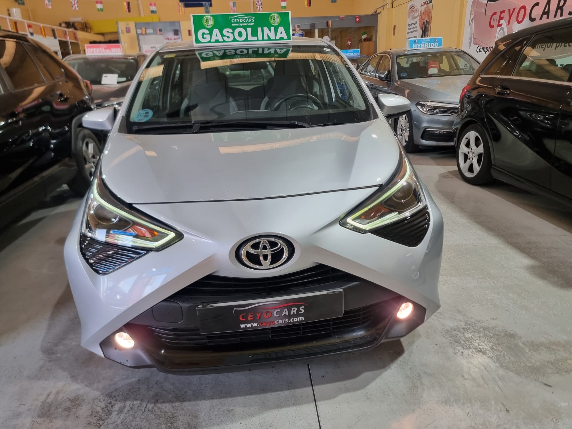 Toyota AYGO 70CV  X-PLAY