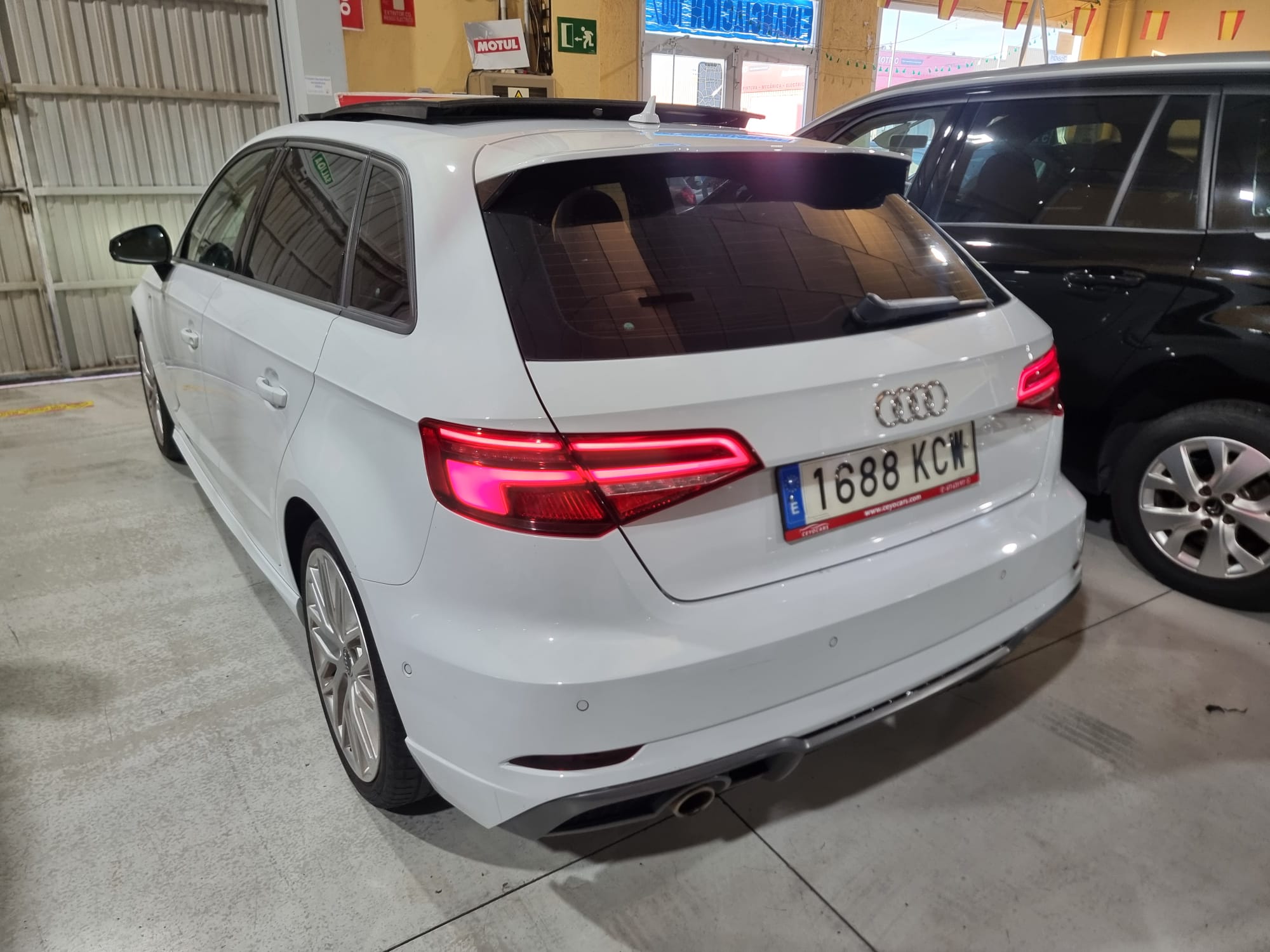 Audi A3 1.6TDI S-Tronic S-Line Edition Sportback