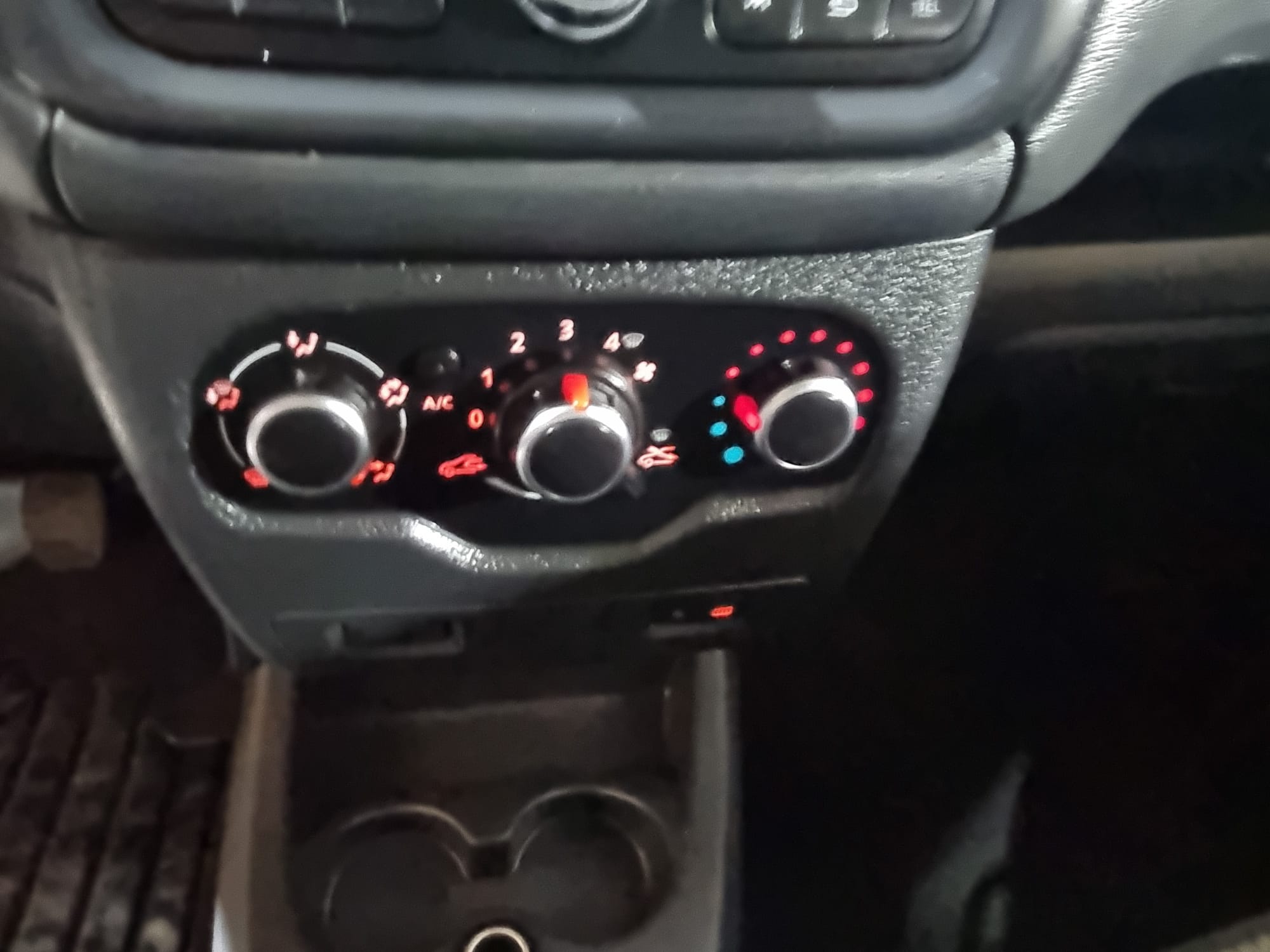 Dacia Dokker 1.5BLUE DCI ESSENTIAL 95 CV