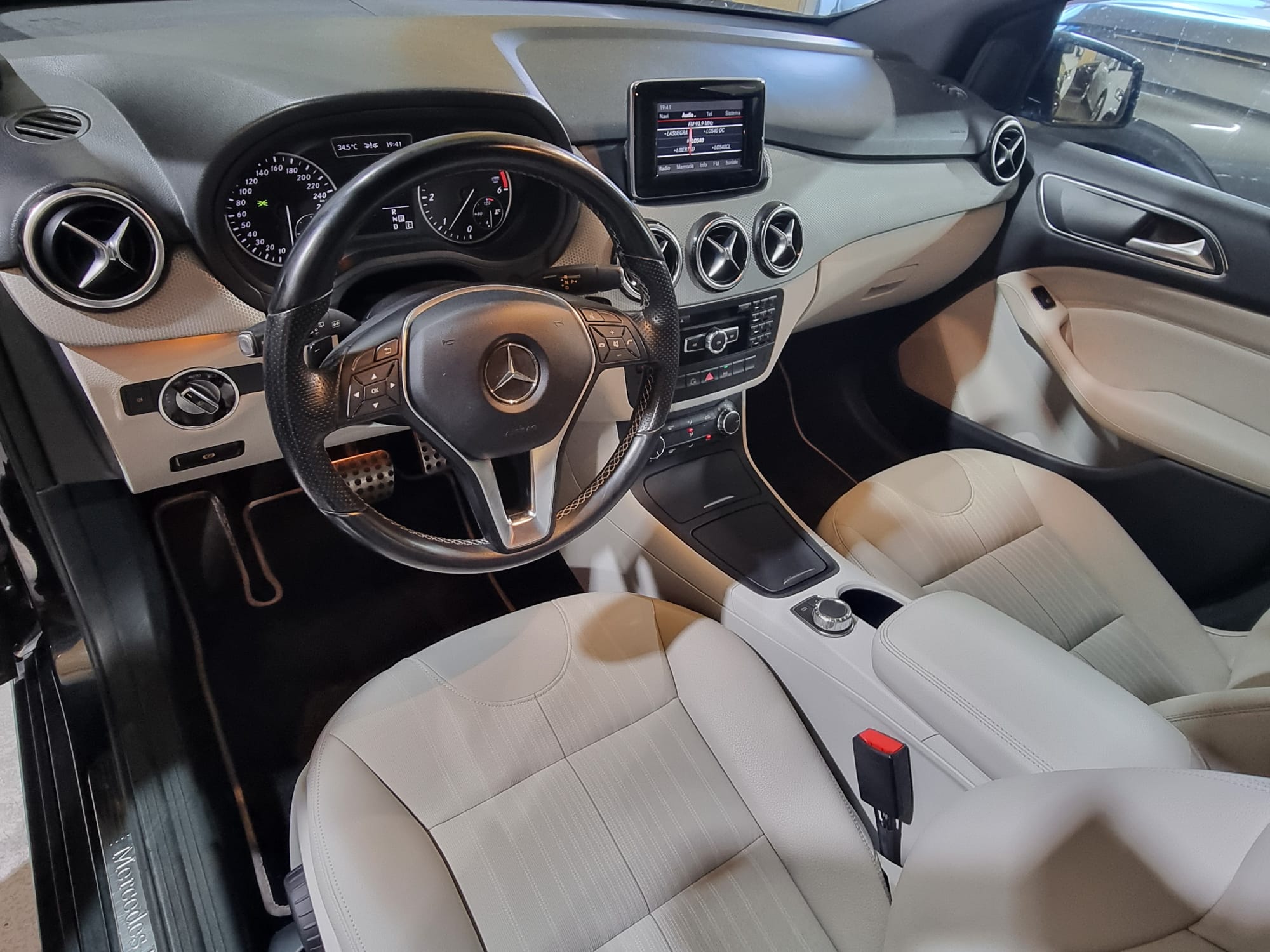 Mercedes-Benz B 180CDI BE 7G-DCT w246 