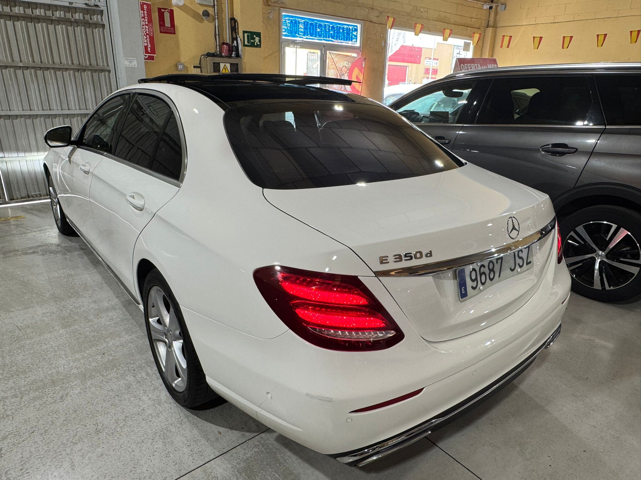 Mercedes-Benz W213 E 350D 9G-TRONIC 