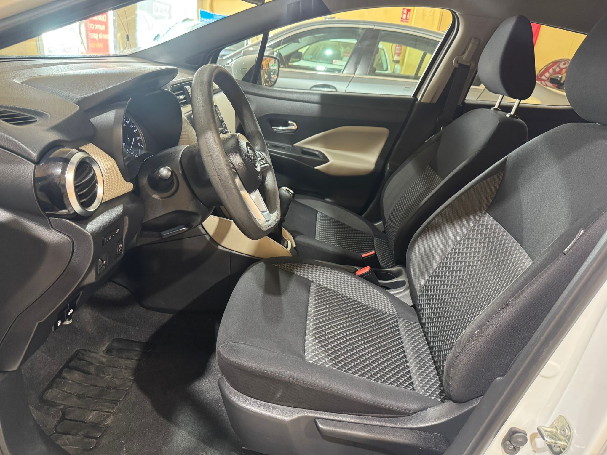 Nissan Micra IG-T ACENTA 100 CV