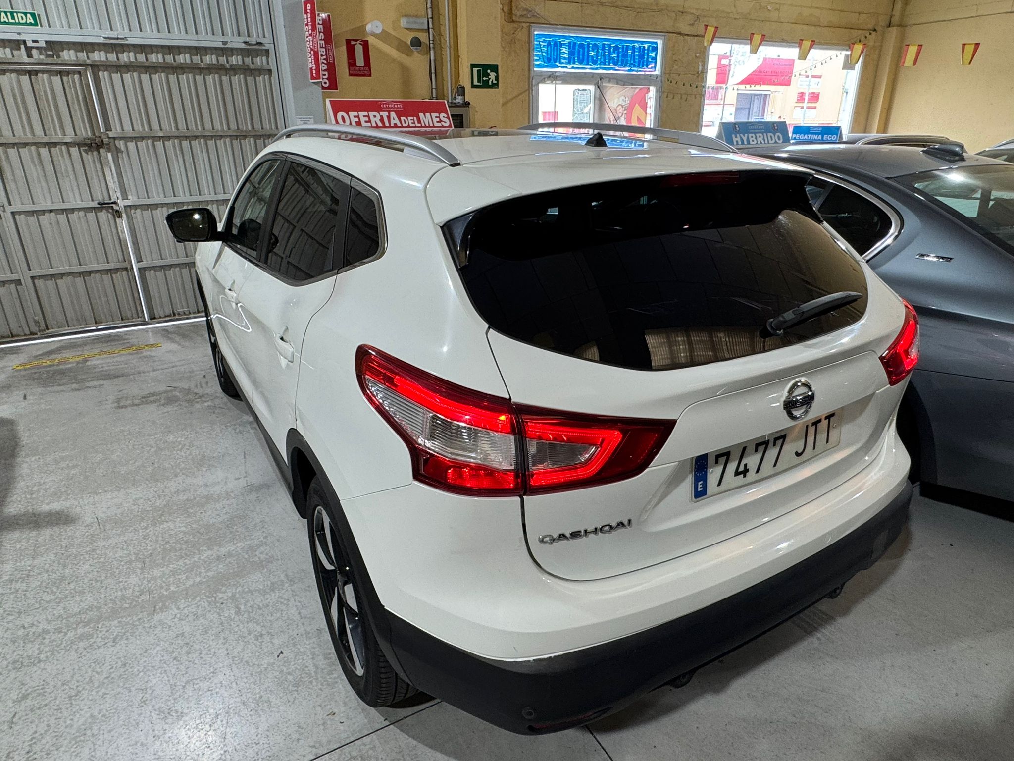 Nissan Qashqai 1.2 DIG-T N-CONNECTA 4X2 116 CV