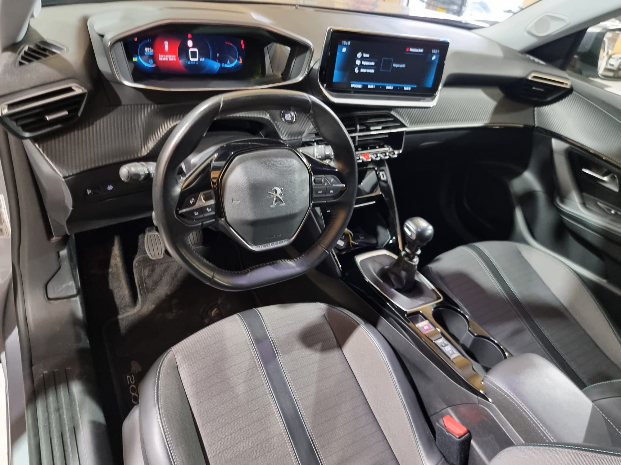 Peugeot 2008 1.5 BlueHDI S&S ALLURE PACK 110 CV
