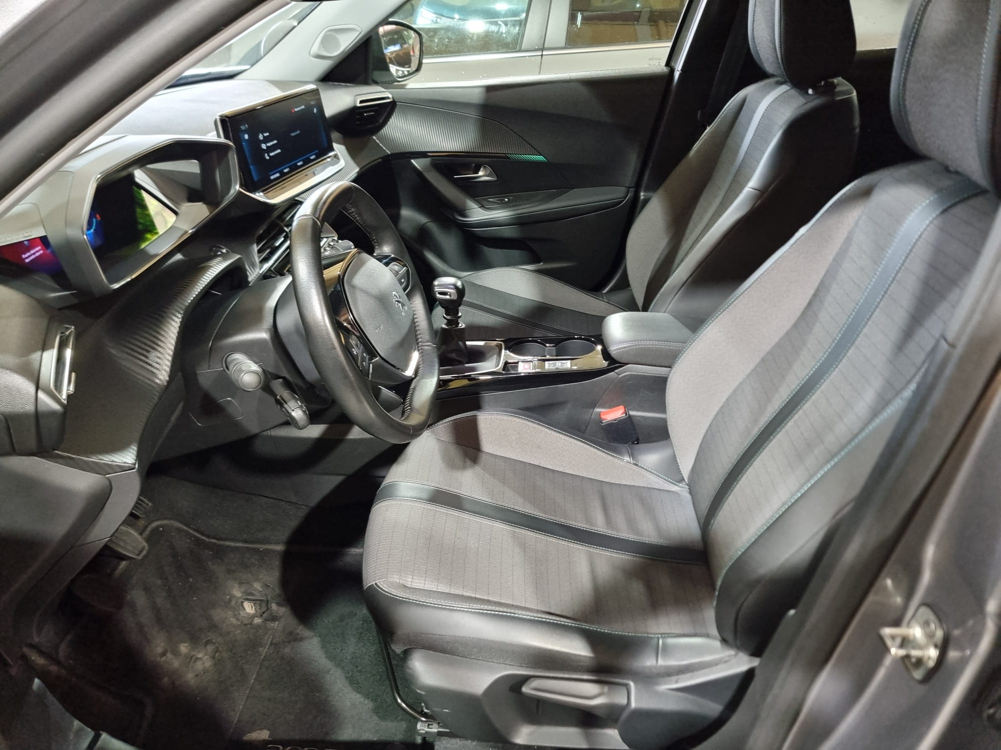 Peugeot 2008 1.5 BlueHDI S&S ALLURE PACK 110 CV