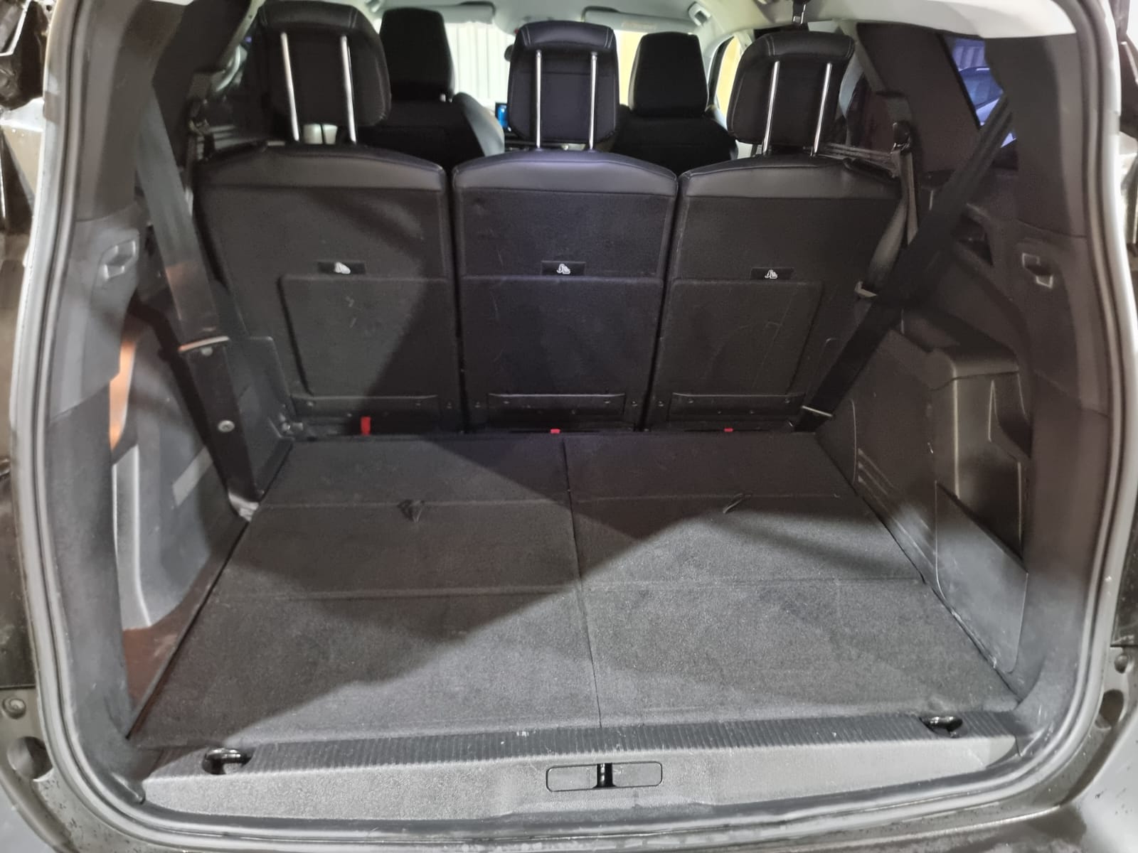 Peugeot 5008 1.5BLUEHDI S&S ALLURE EAT8 130 CV