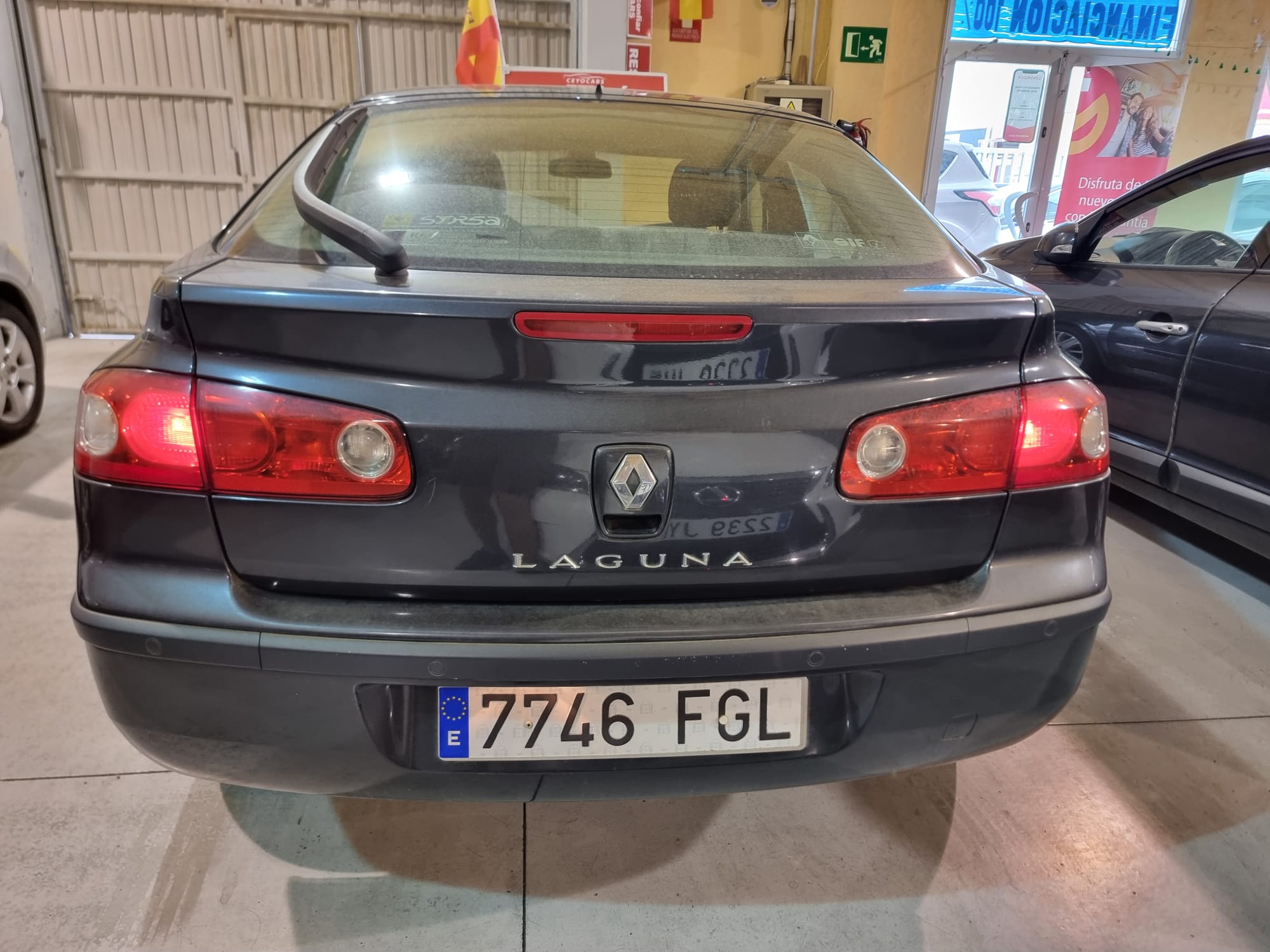 Renault Laguna 1.9DCI DYNAMIQUE 131 CV PEGATINA B 