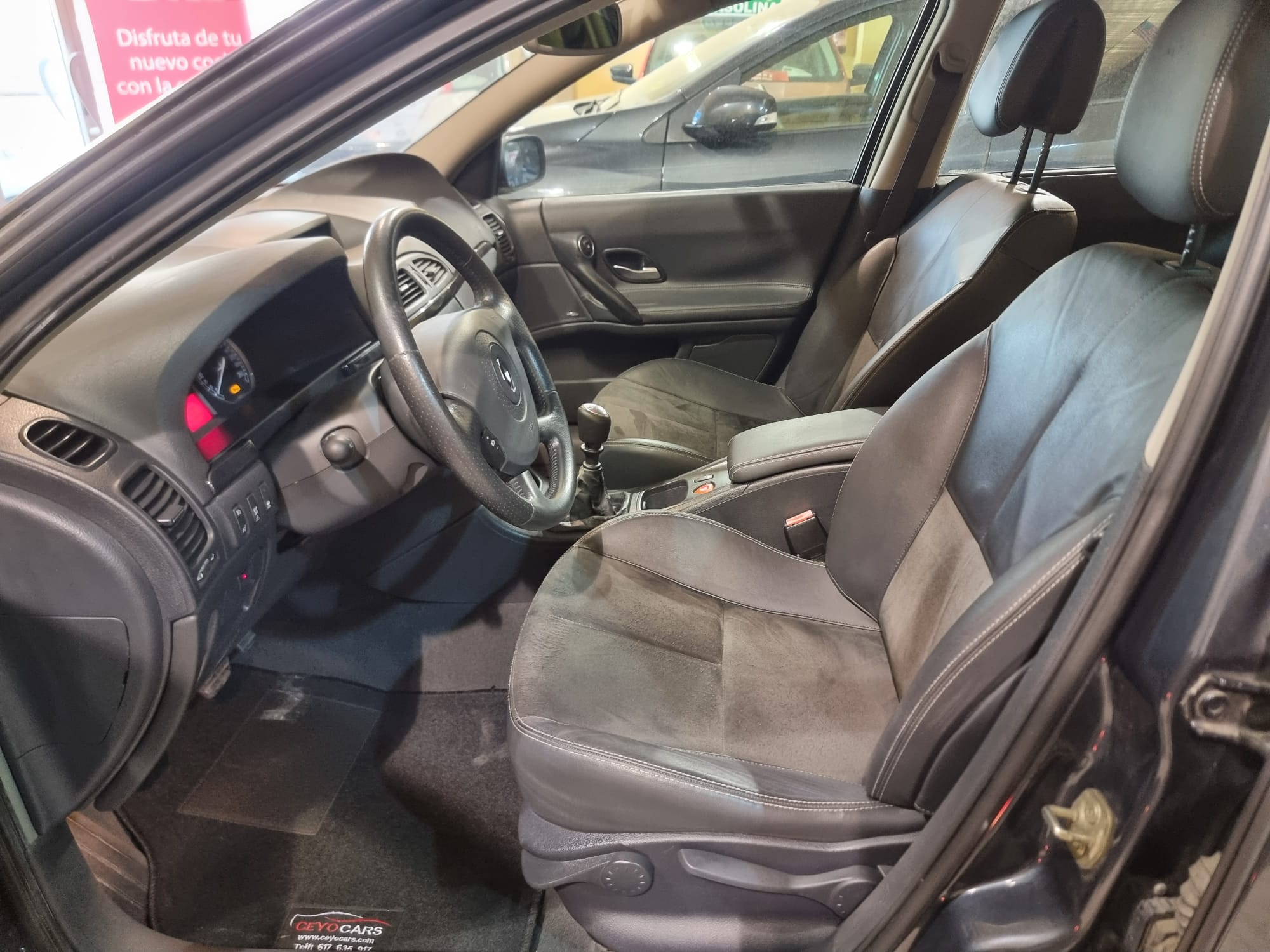 Renault Laguna 1.9DCI DYNAMIQUE 131 CV PEGATINA B 