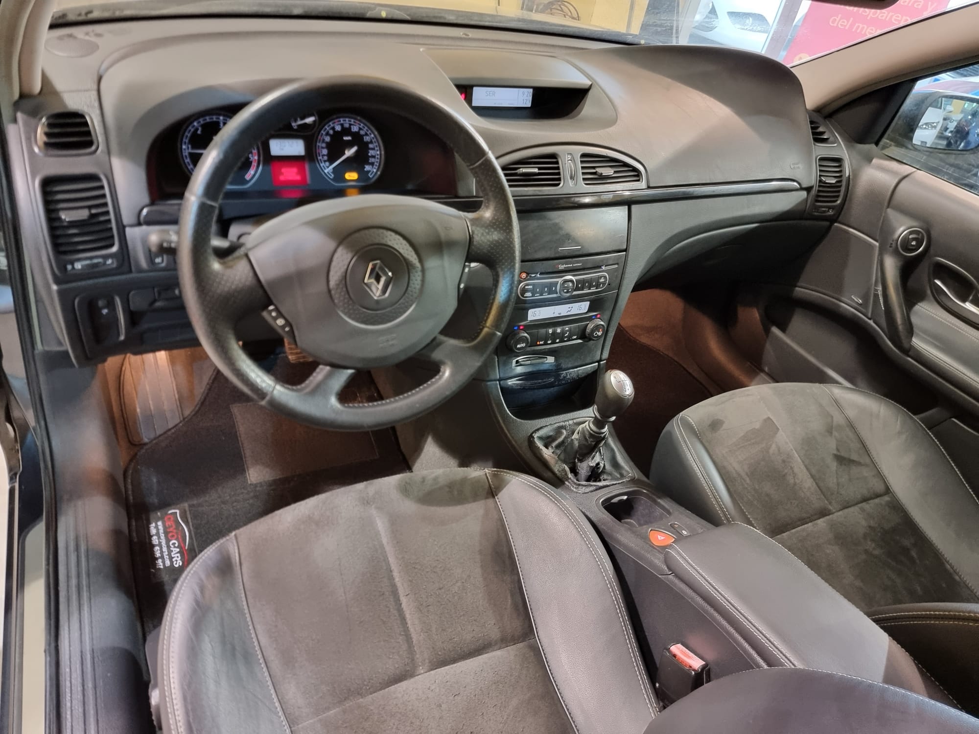 Renault Laguna 1.9DCI DYNAMIQUE 131 CV PEGATINA B 