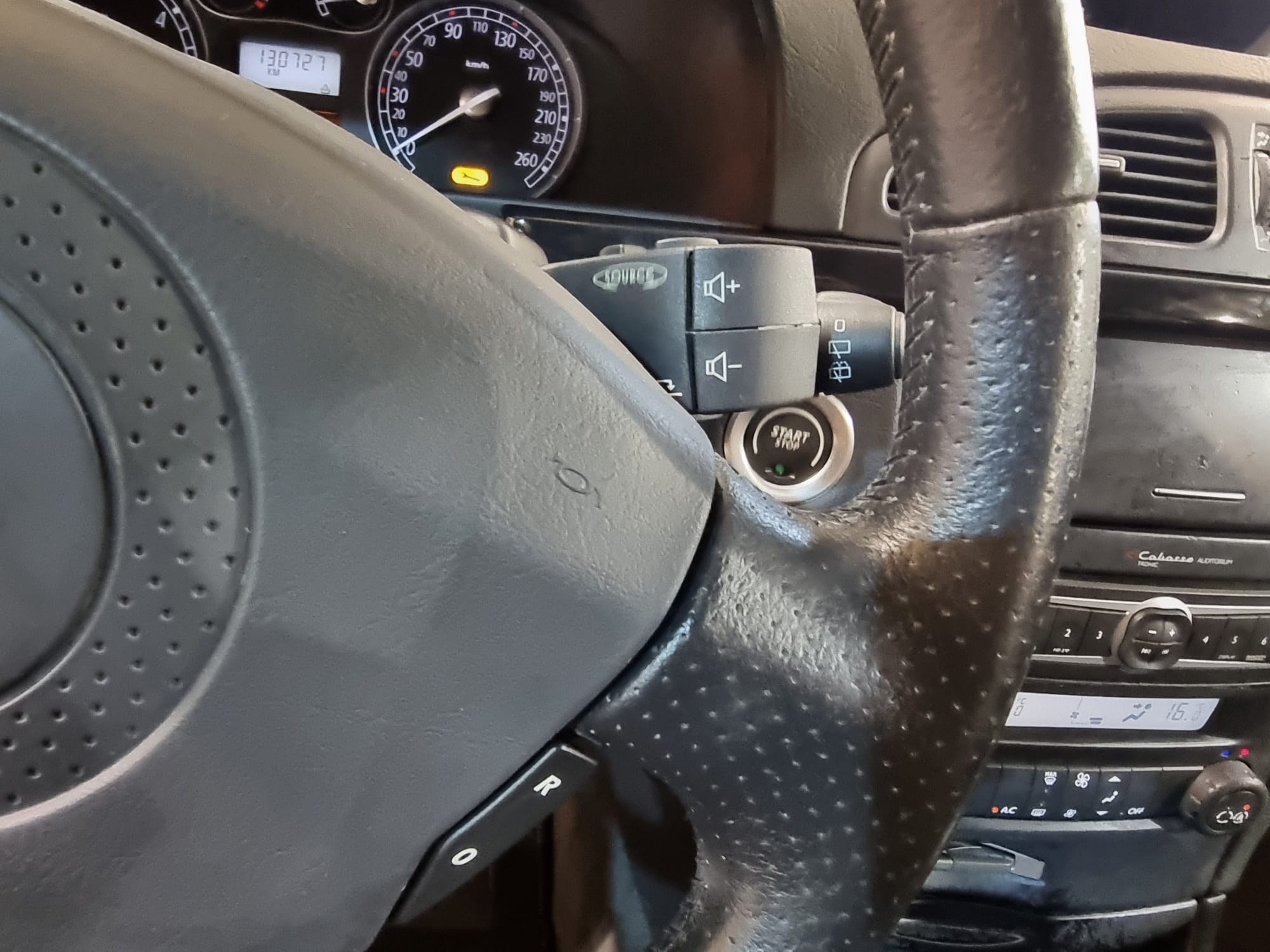 Renault Laguna 1.9DCI DYNAMIQUE 131 CV PEGATINA B 