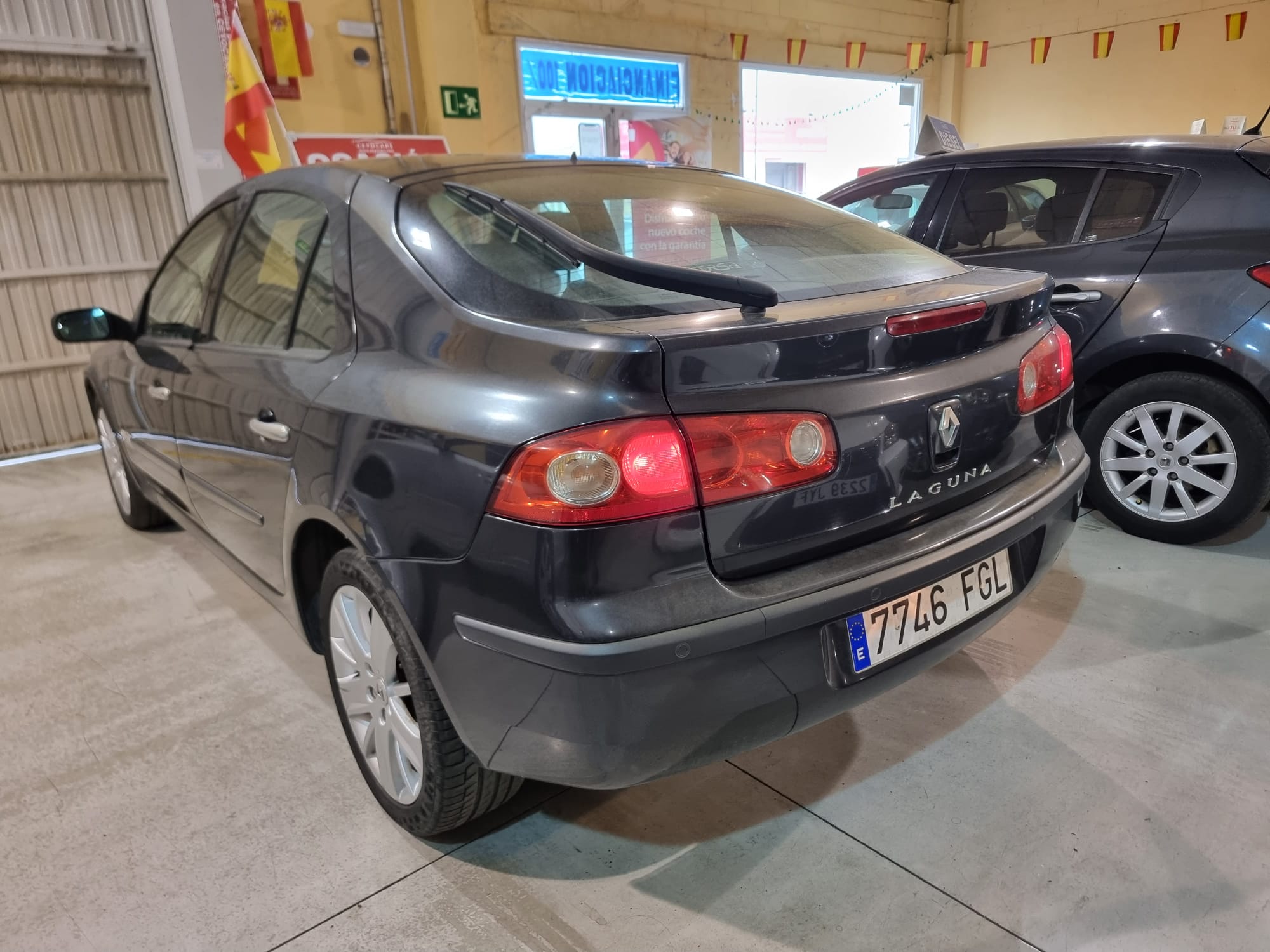 Renault Laguna 1.9DCI DYNAMIQUE 131 CV PEGATINA B 