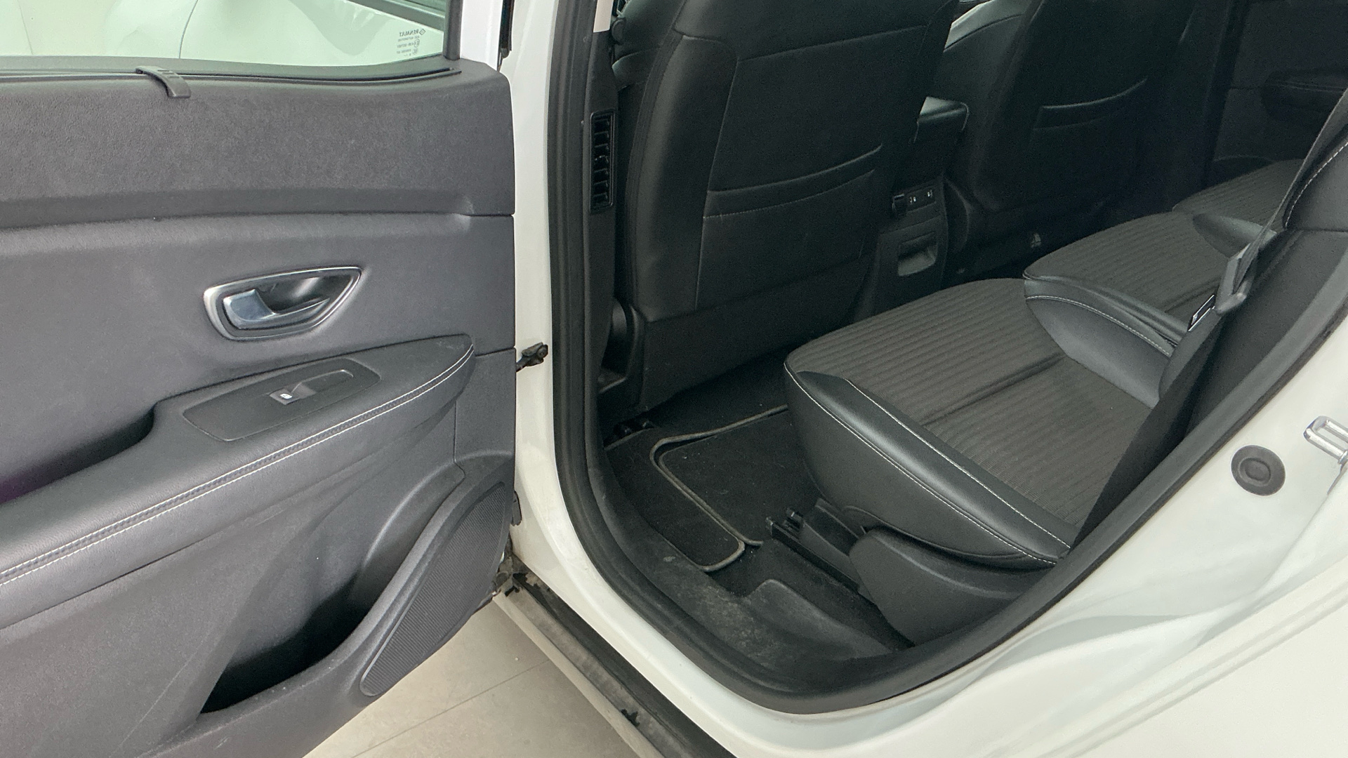 Renault Scénic DCI ZEN BLUE S&S 120 CV