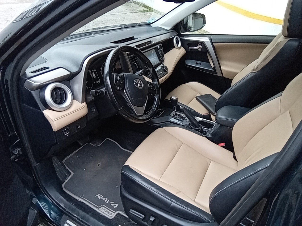 TOYOTA RAV 4 2,5 FEEL EDITION 2WD Hybrid ECO