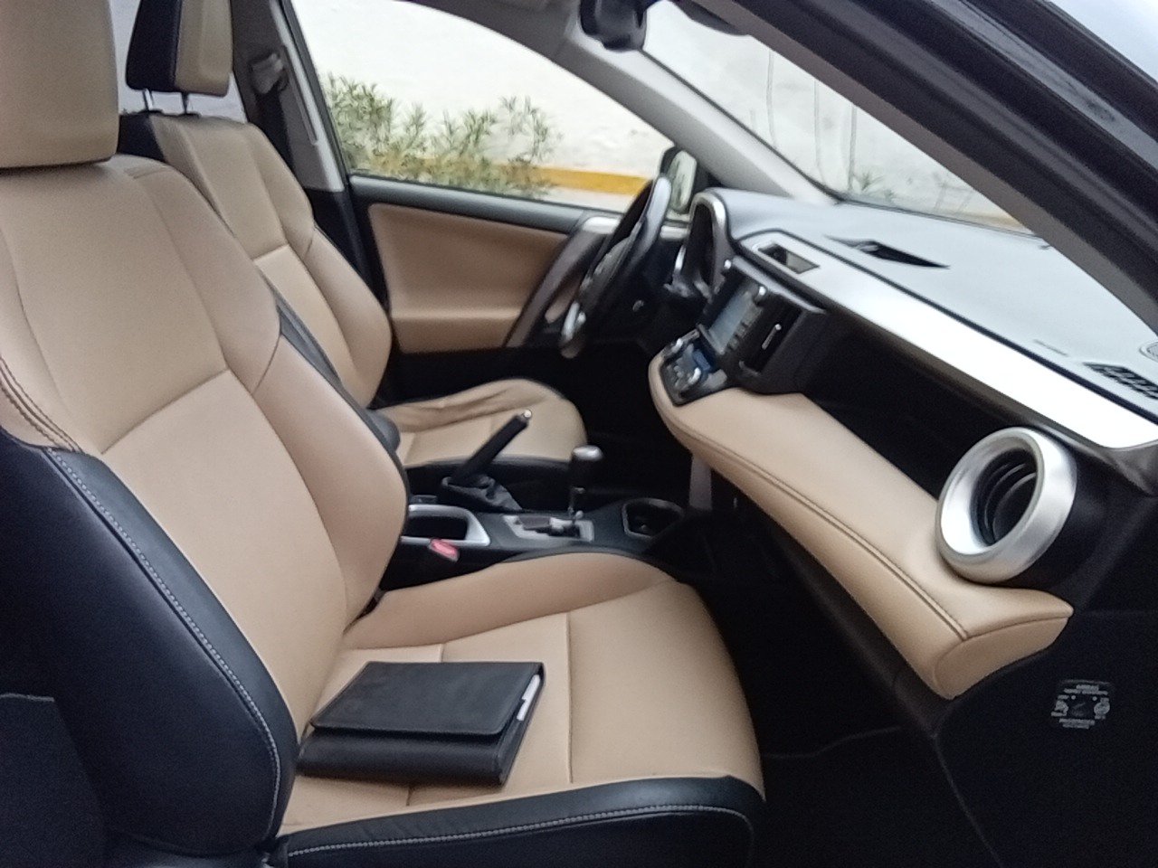 TOYOTA RAV 4 2,5 FEEL EDITION 2WD Hybrid ECO