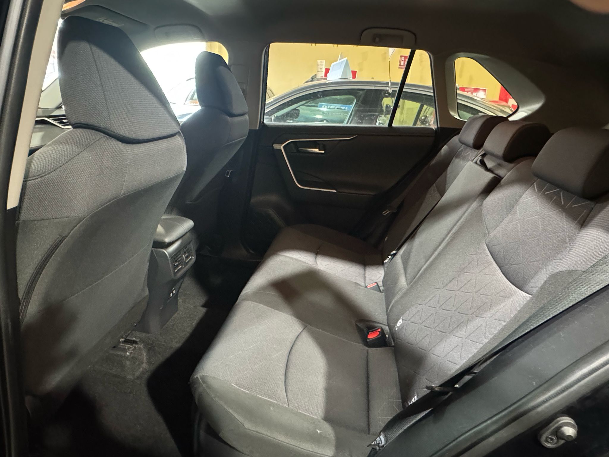 TOYOTA RAV4 2.5l 220H Advance  ECO