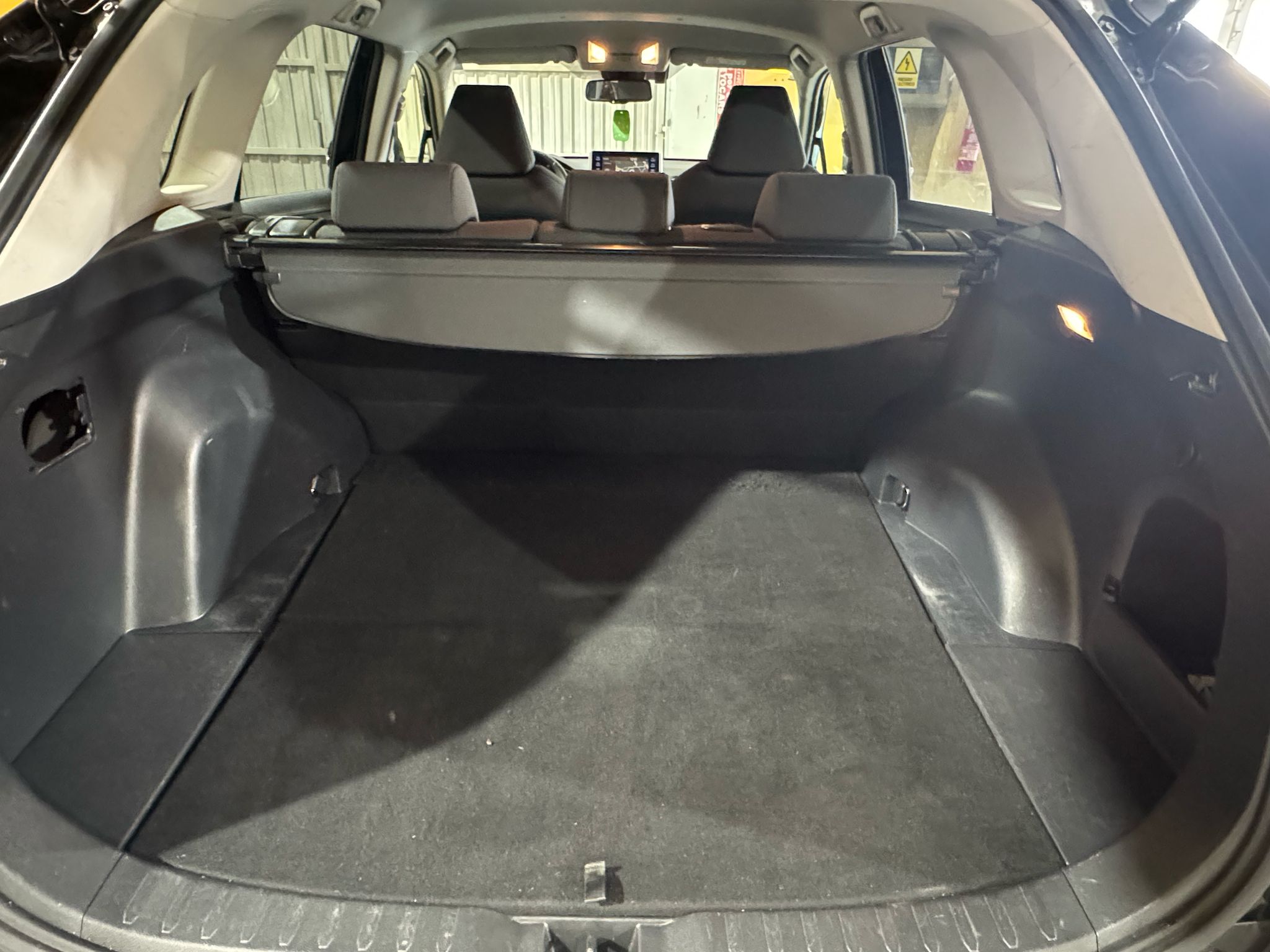 TOYOTA RAV4 2.5l 220H Advance  ECO