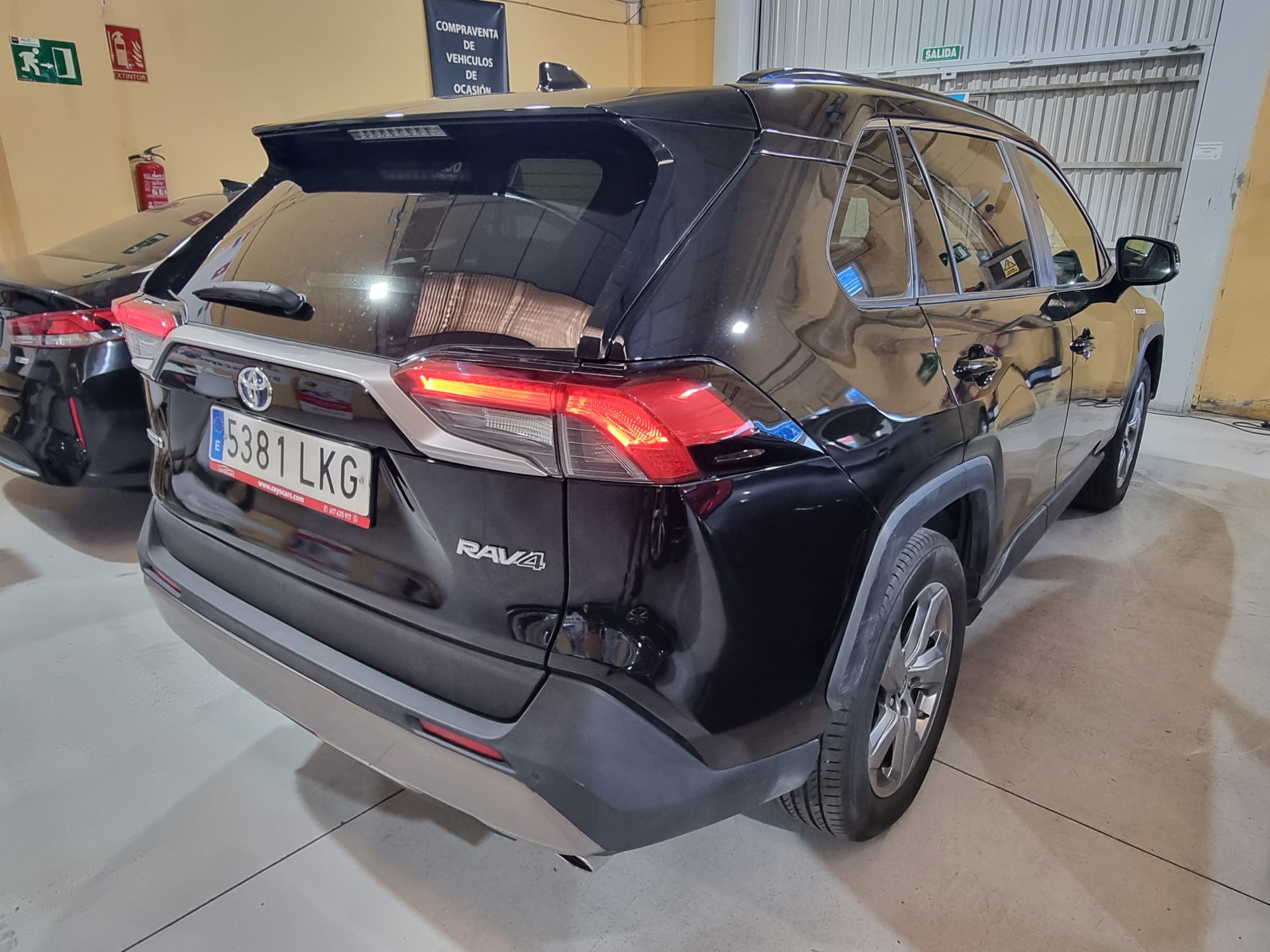TOYOTA RAV4 2.5l 220H Advance  ECO