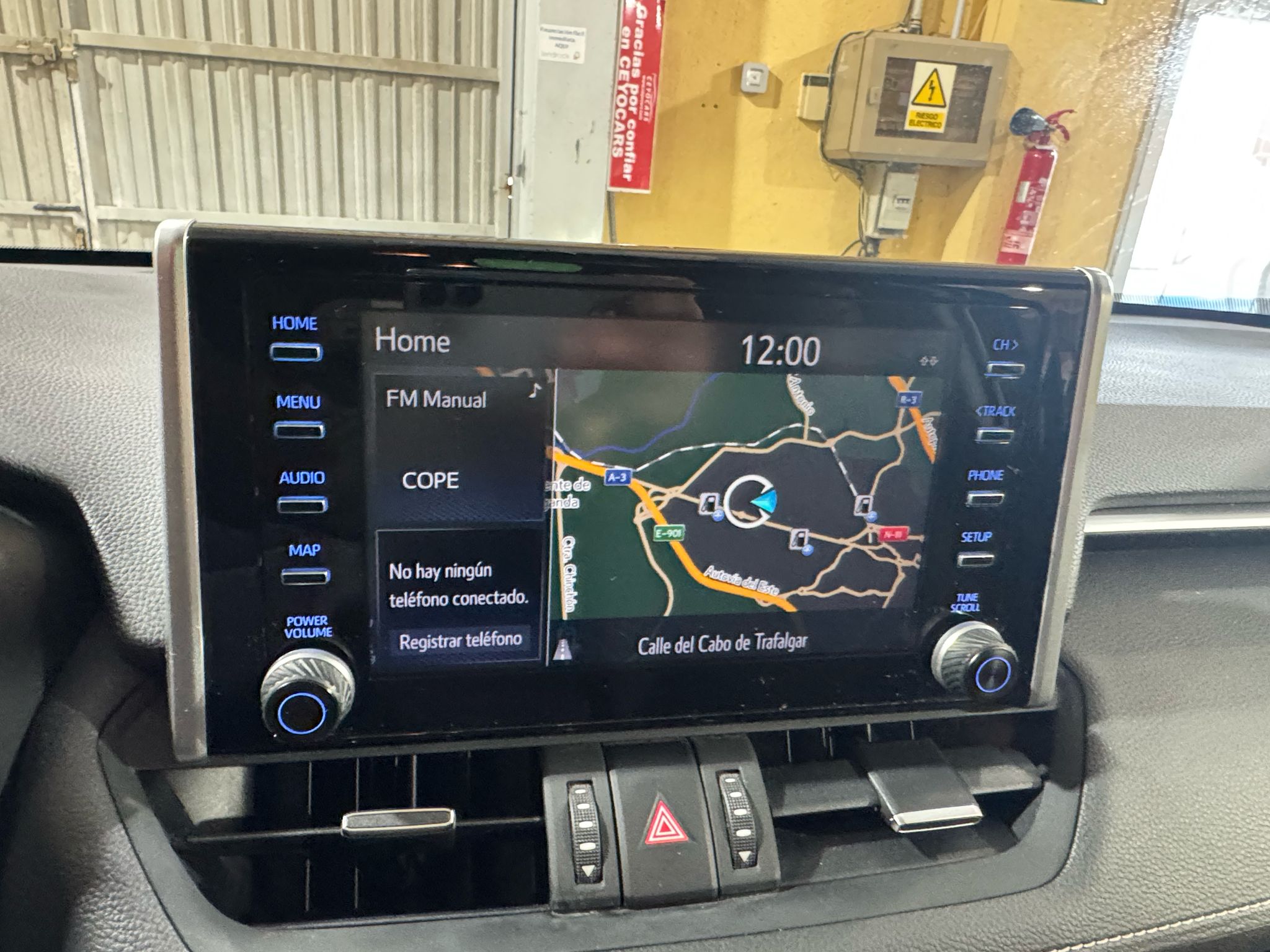 TOYOTA RAV4 2.5l 220H Advance  ECO