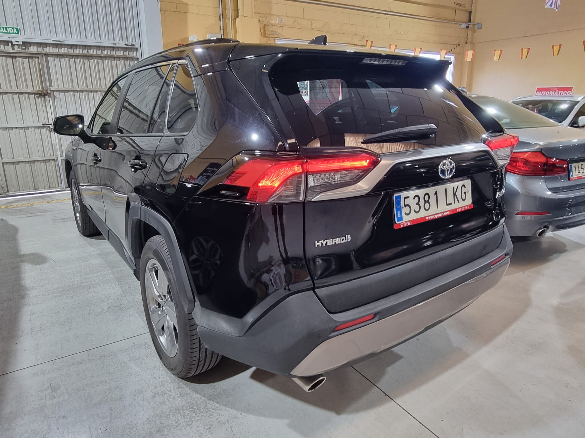 TOYOTA RAV4 2.5l 220H Advance  ECO
