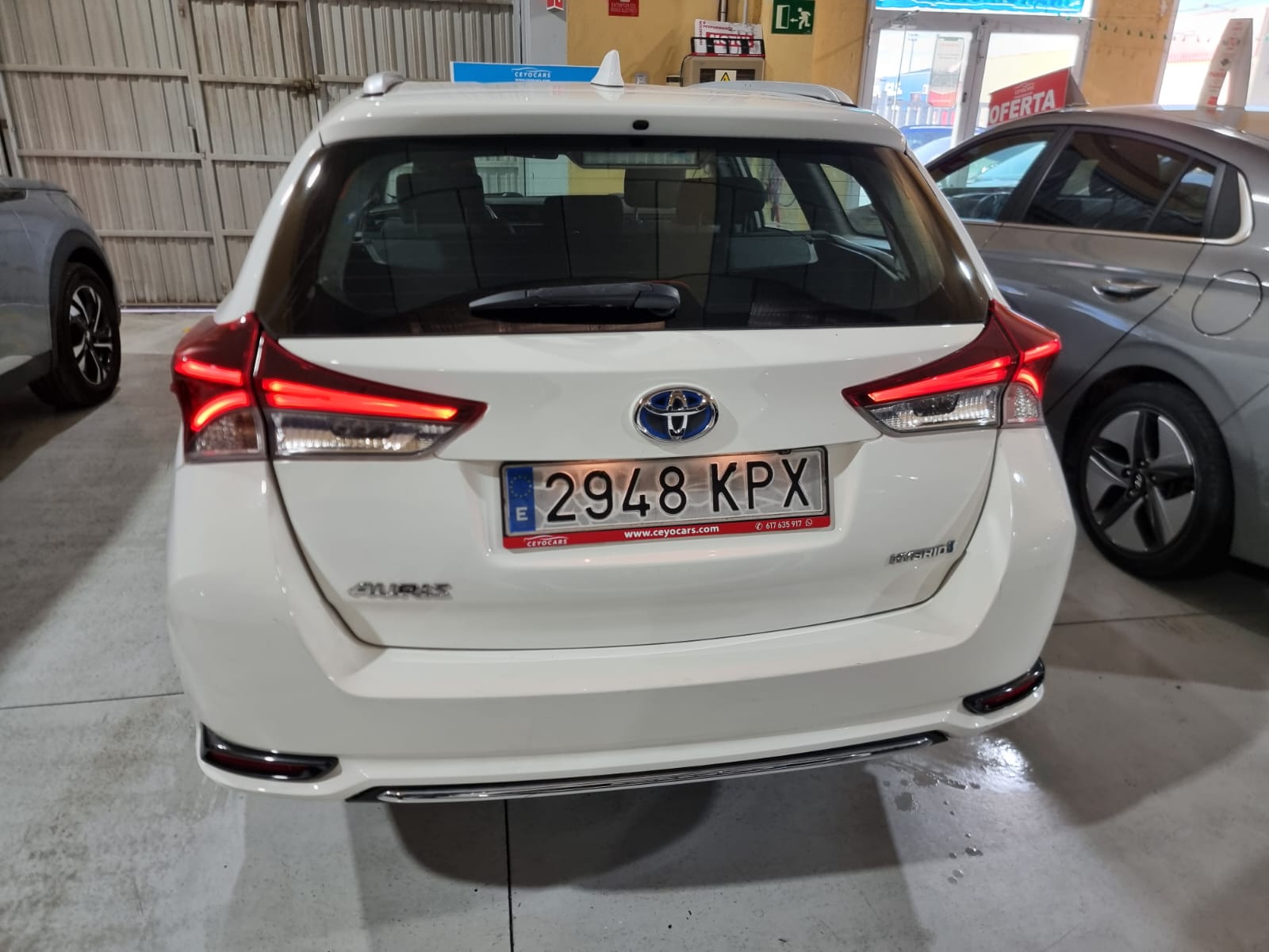 Toyota Auris TS HYBRID 140H ACTIVE BUSINESS PLUS