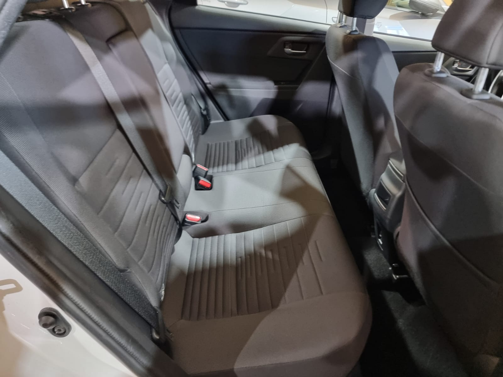 Toyota Auris TS HYBRID 140H ACTIVE BUSINESS PLUS