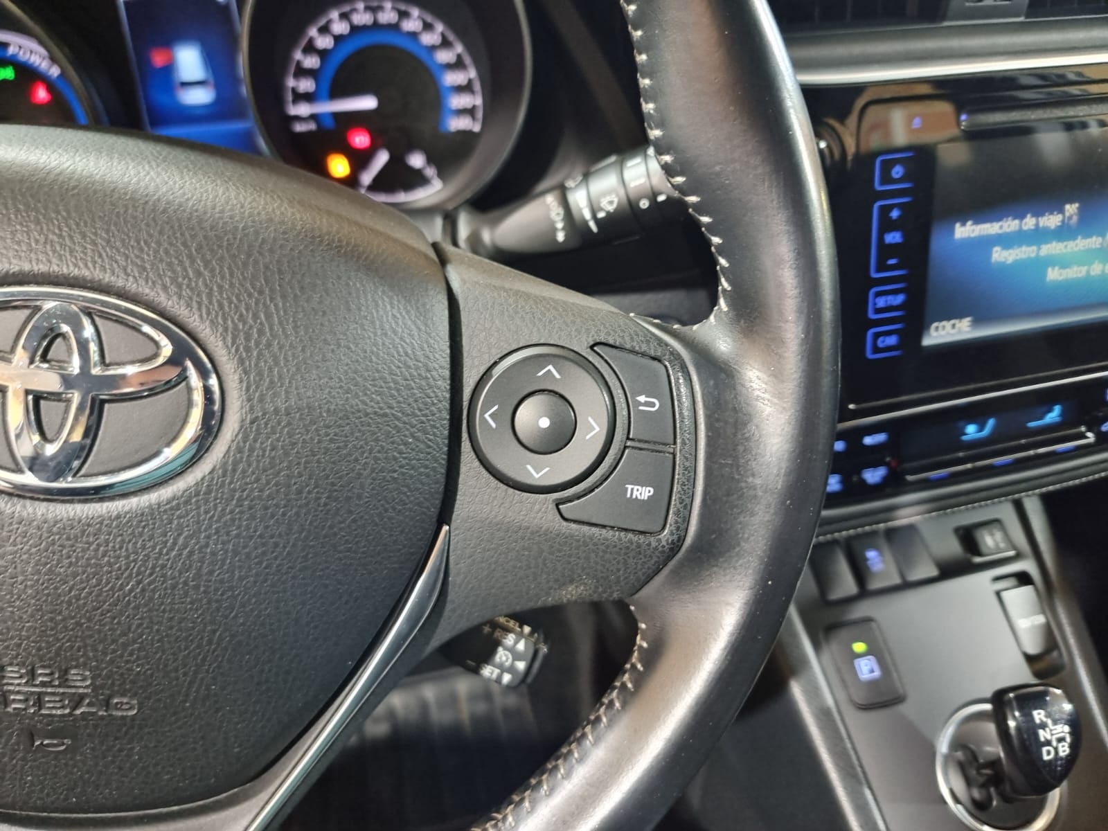 Toyota Auris TS HYBRID 140H ACTIVE BUSINESS PLUS