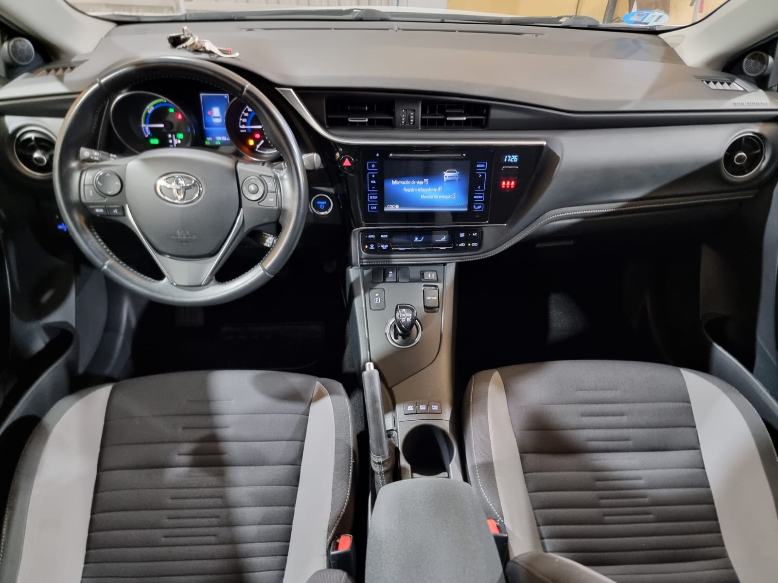 Toyota Auris TS HYBRID 140H ACTIVE BUSINESS PLUS