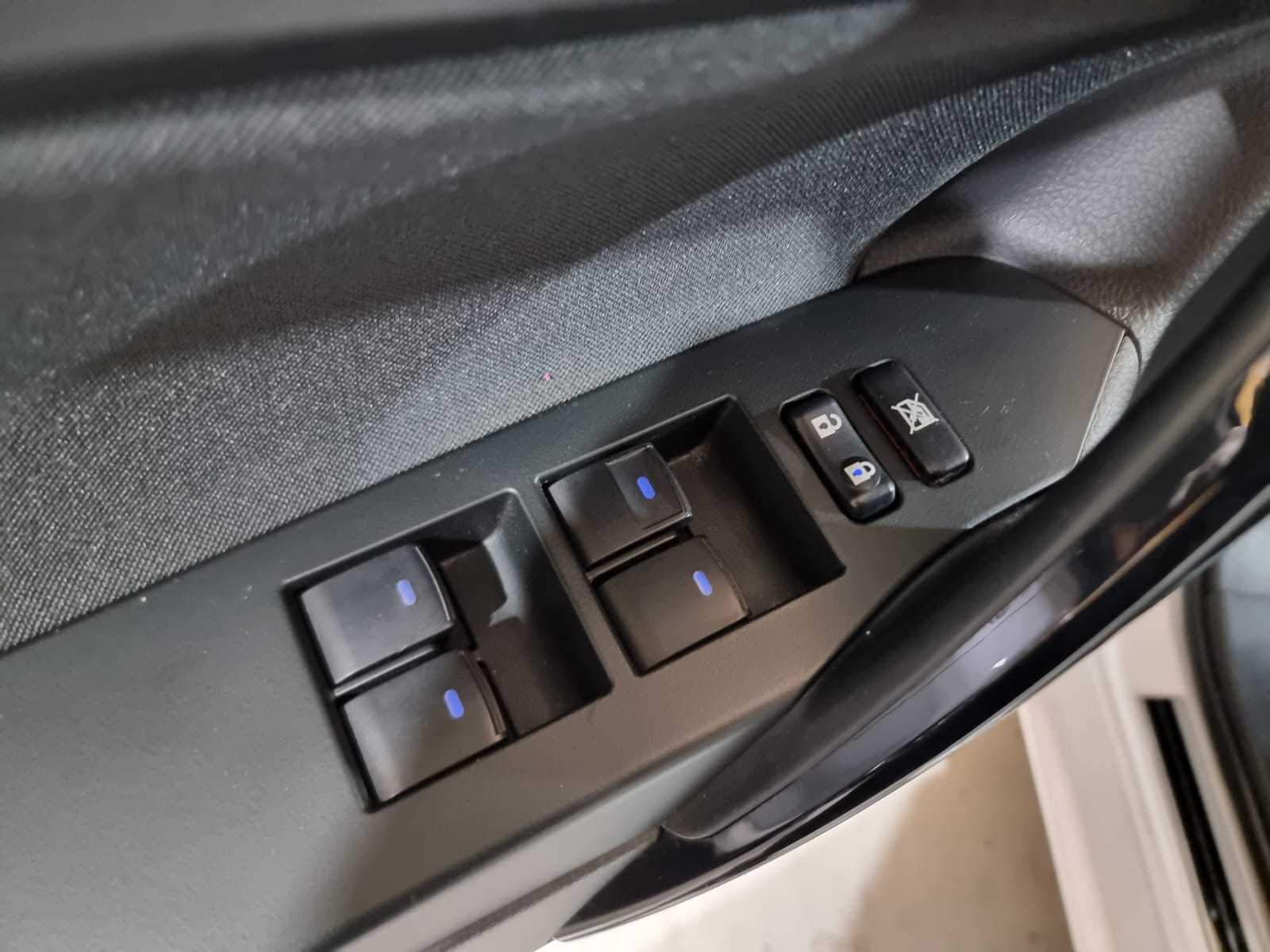 Toyota Auris TS HYBRID 140H ACTIVE BUSINESS PLUS