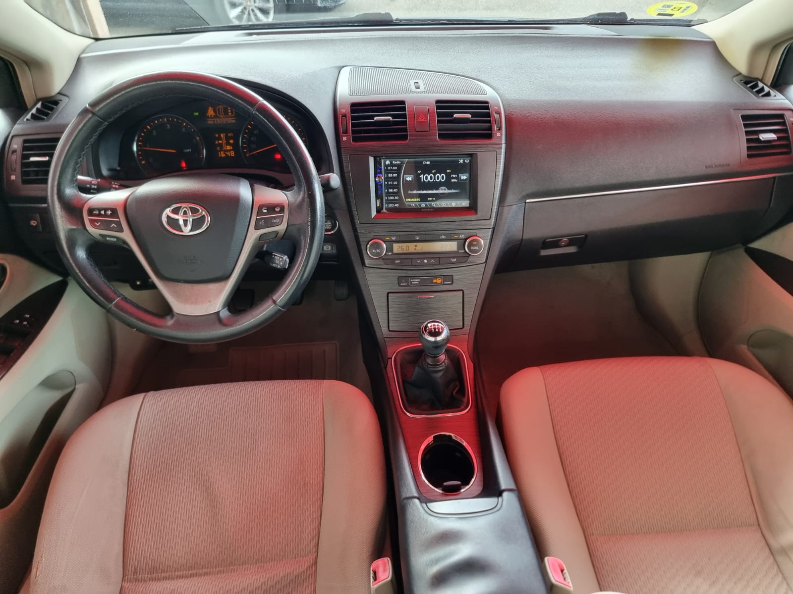 Toyota Avensis CS 2.0D-4D ADVANCE