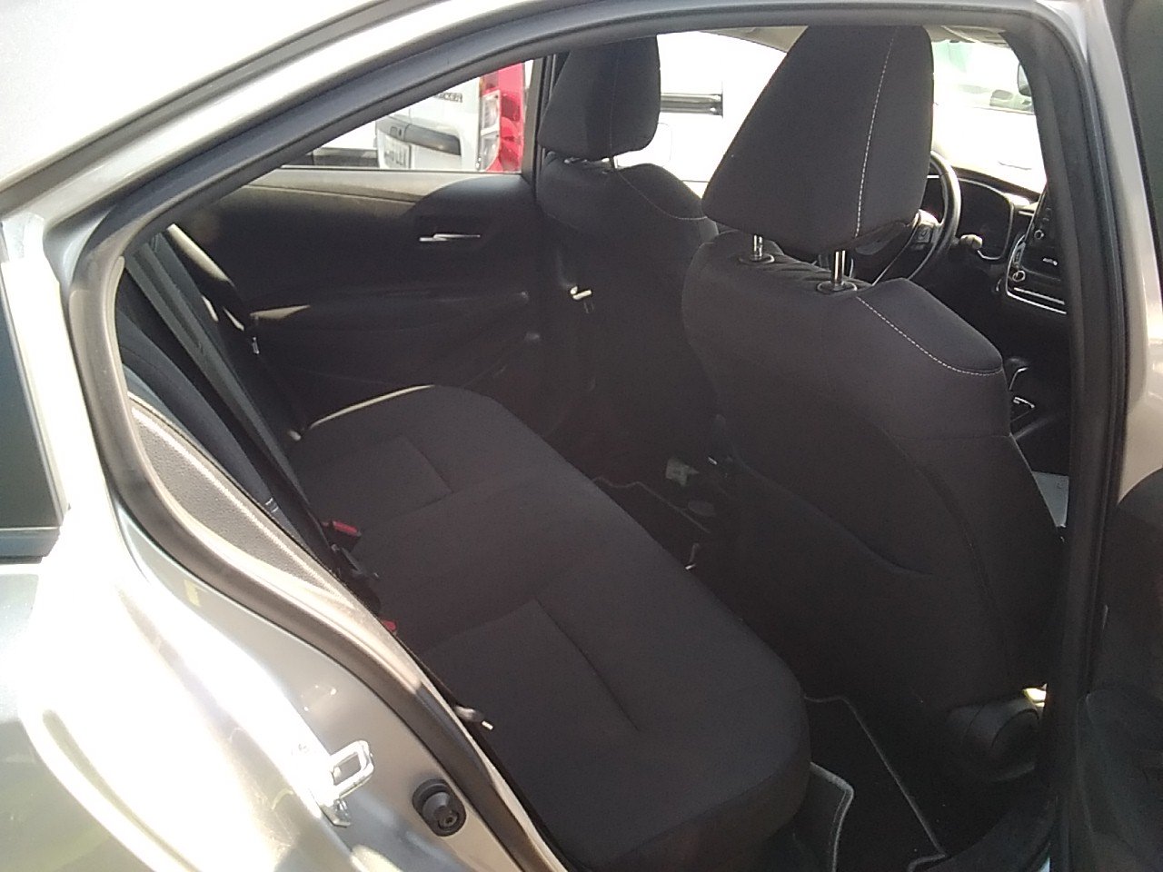 Toyota Corolla 1.8 125H Active TECH E-CVT SEDAN 122 CV