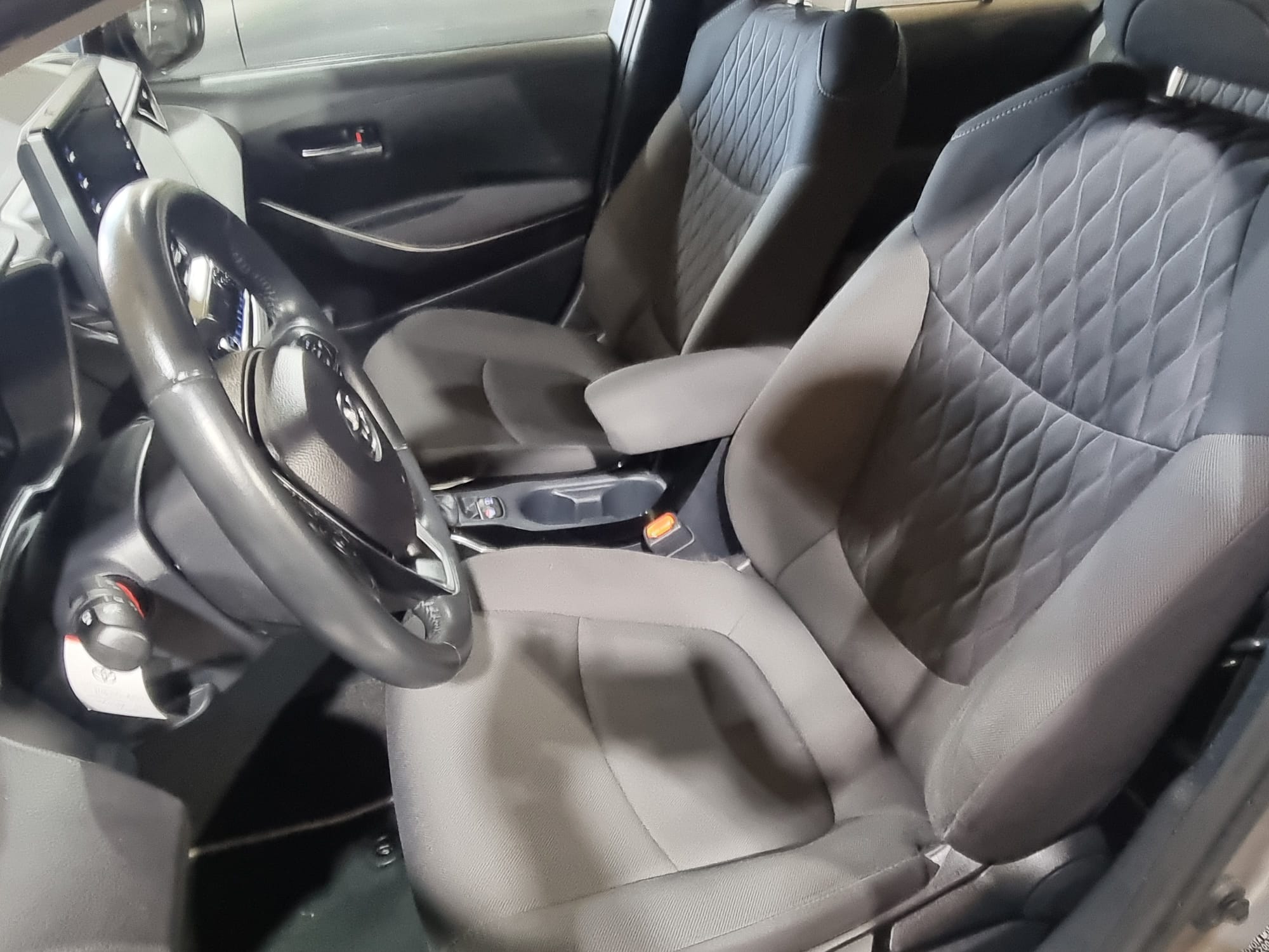 Toyota Corolla 1.8 125H Active TECH E-CVT SEDAN 122 CV
