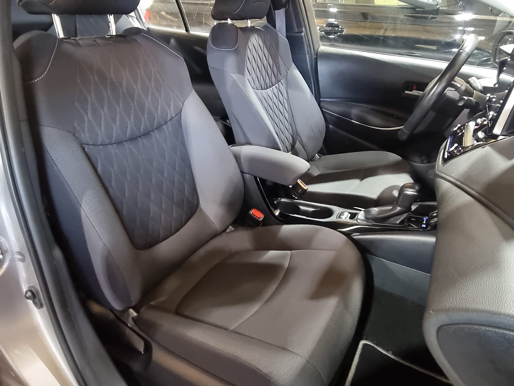 Toyota Corolla 1.8 125H Active TECH E-CVT SEDAN 122 CV