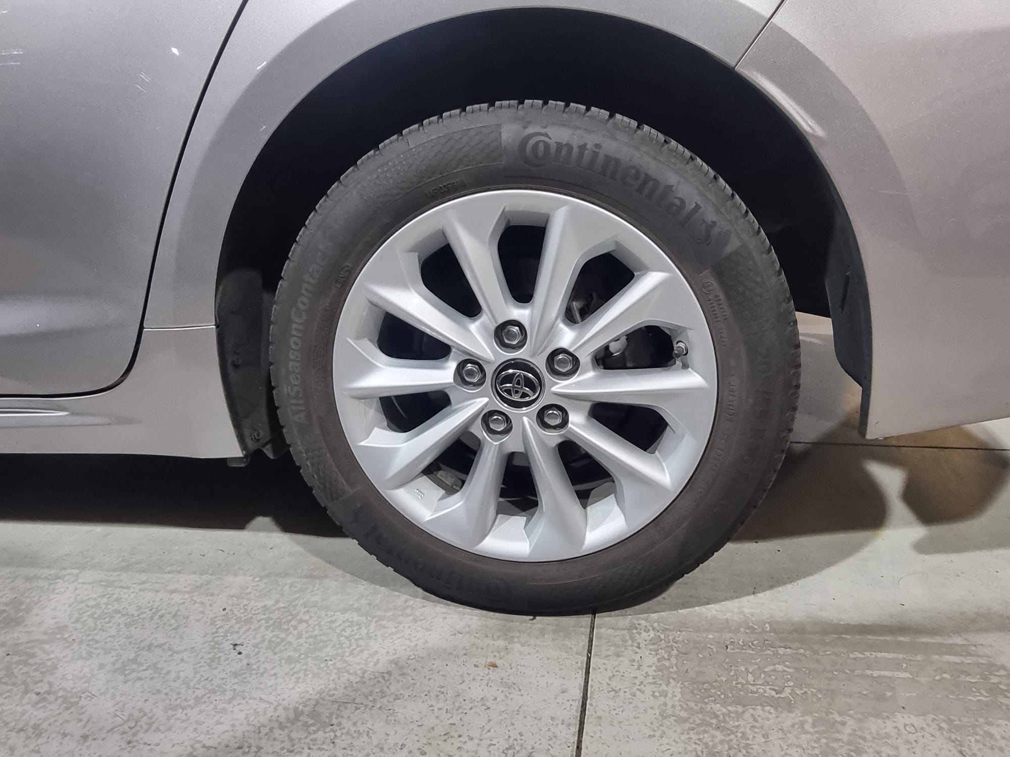 Toyota Corolla 1.8 125H Active TECH E-CVT SEDAN 122 CV