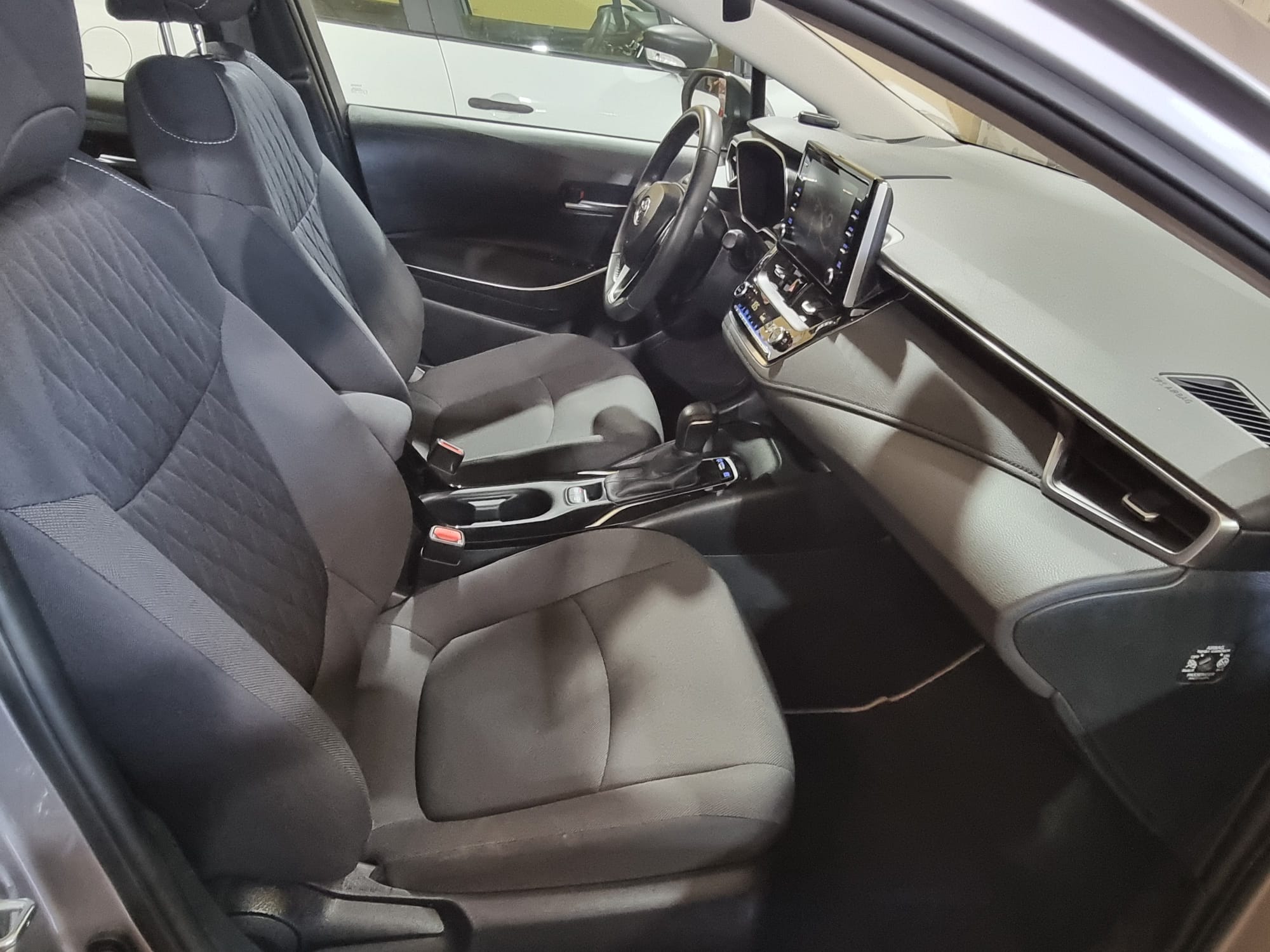 Toyota Corolla 1.8 125H Active TECH E-CVT SEDAN 122 CV