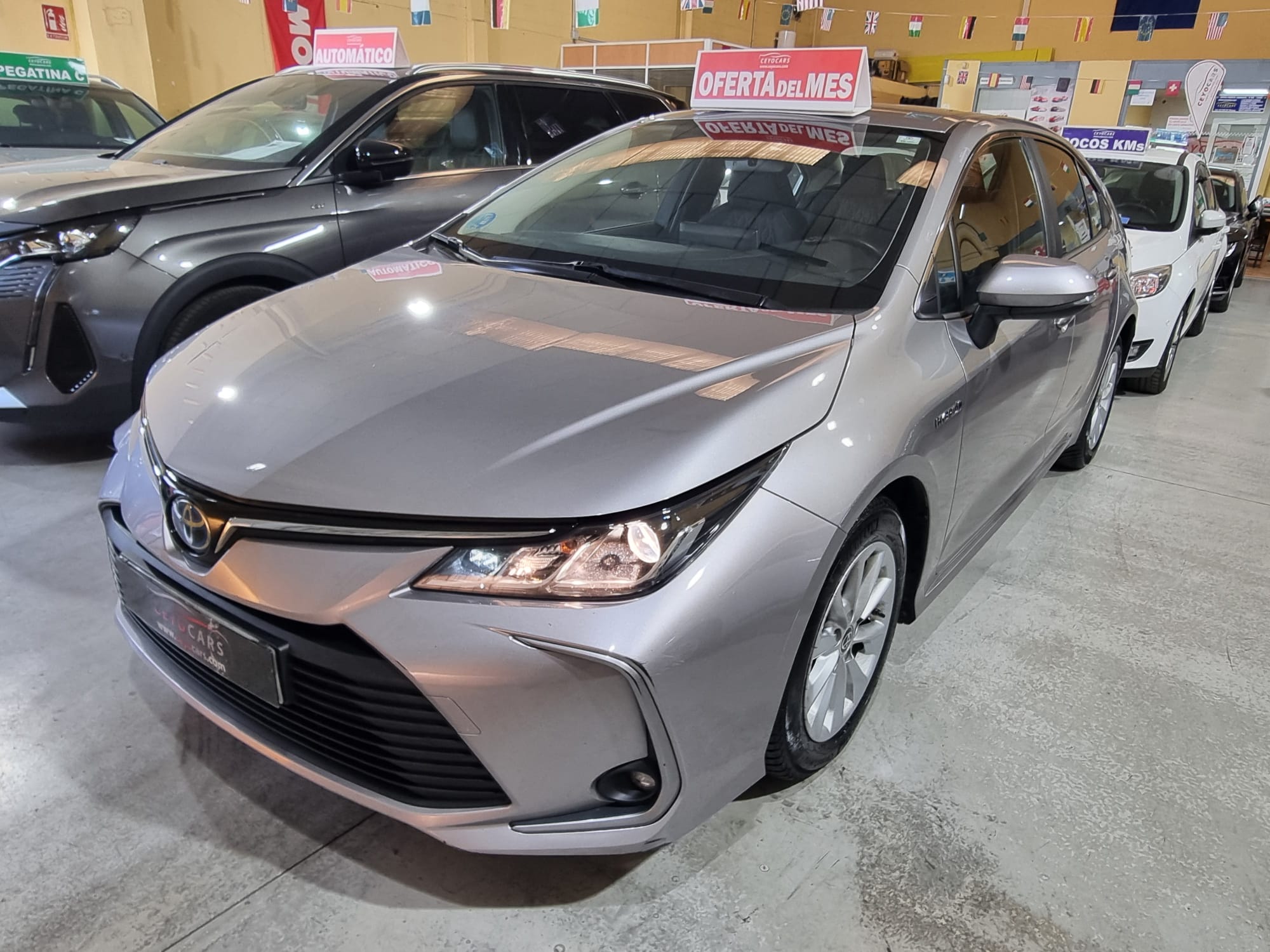 Toyota Corolla 1.8 125H Active TECH E-CVT SEDAN 122 CV