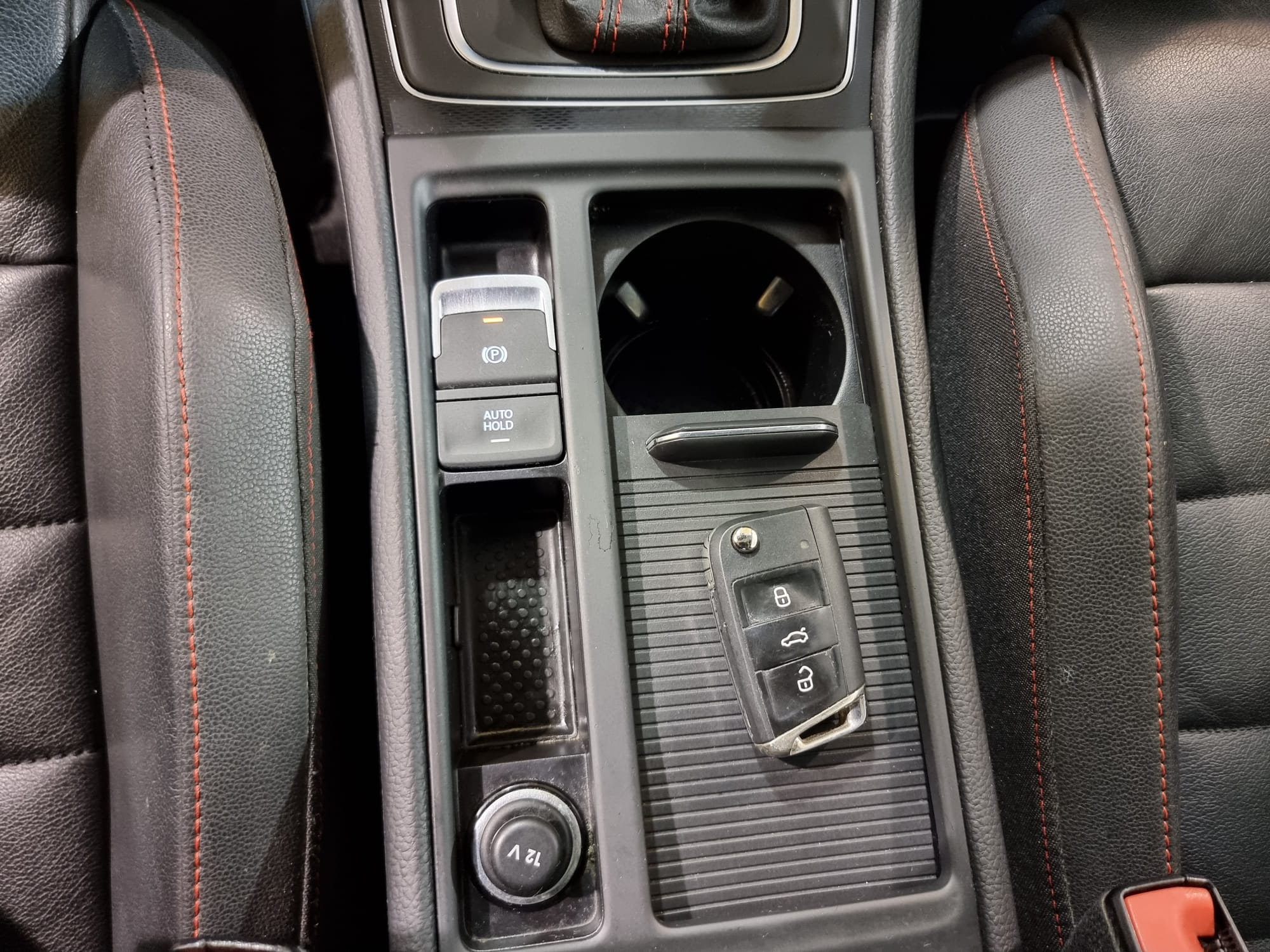 Volkswagen GOLF 2.0 TSI GTI DSG 220 MK7