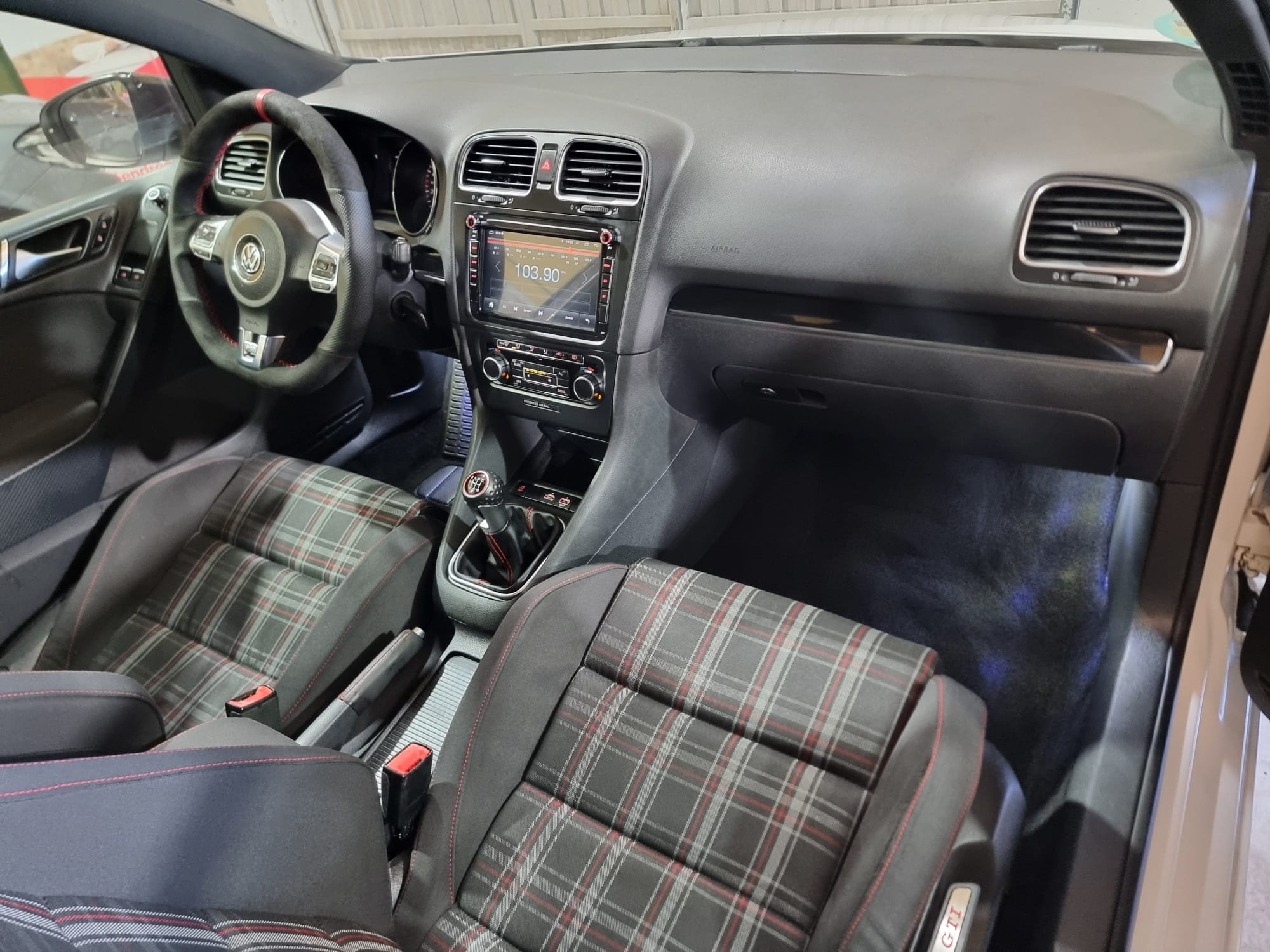 Volkswagen Golf VI 2.0 GTi Hatchback 211 CV