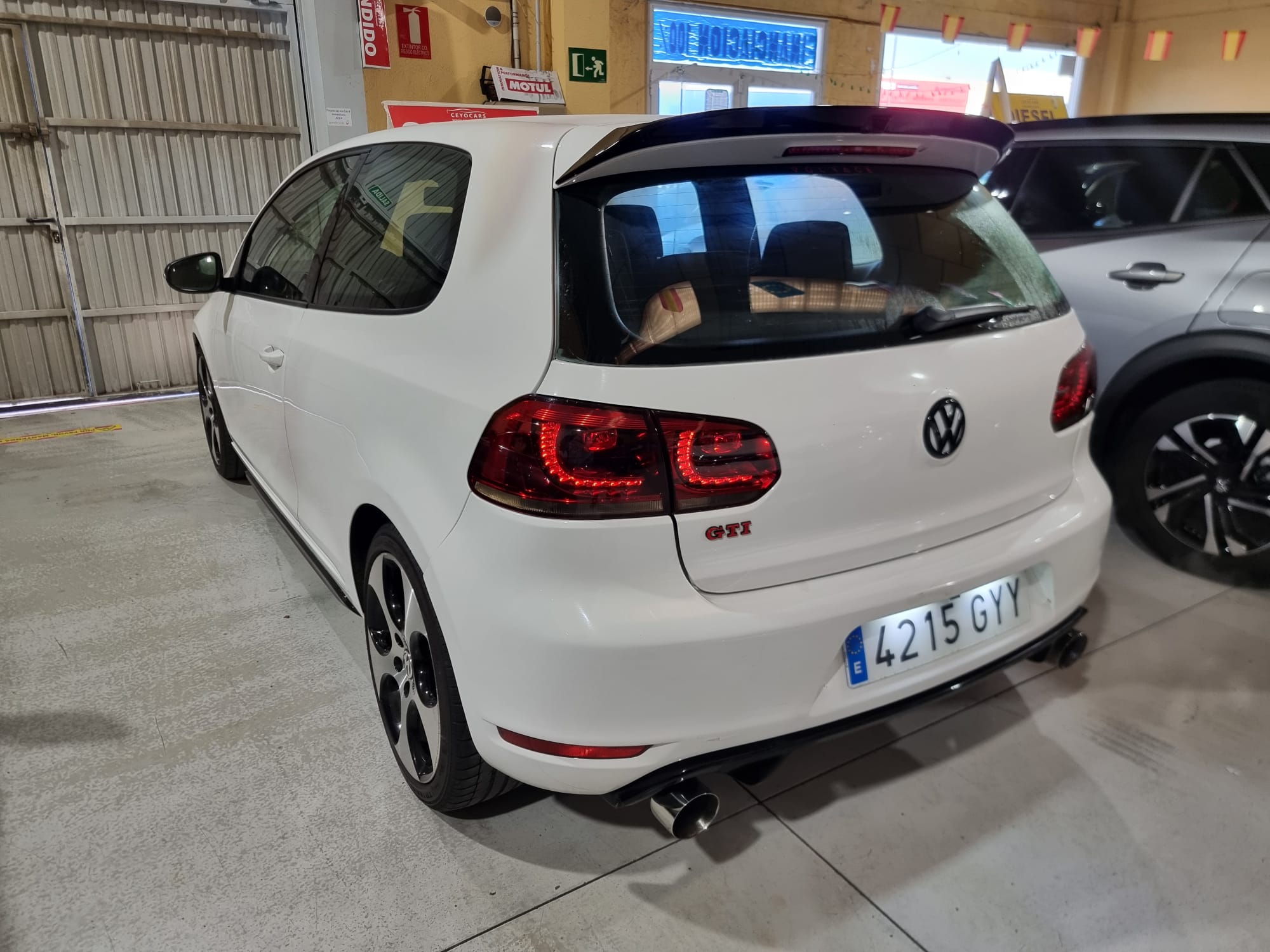 Volkswagen Golf VI 2.0 GTi Hatchback 211 CV