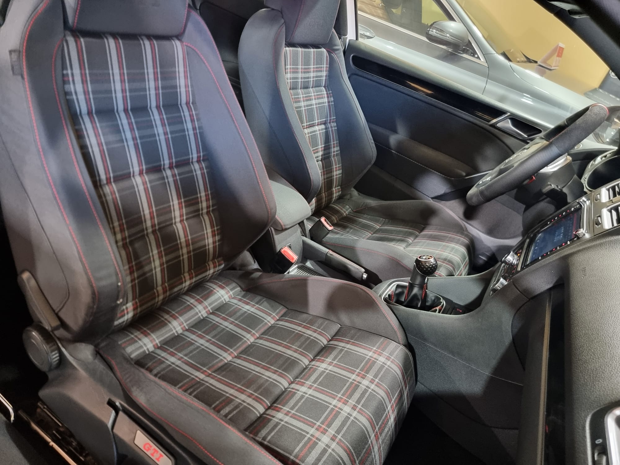 Volkswagen Golf VI 2.0 GTi Hatchback 211 CV