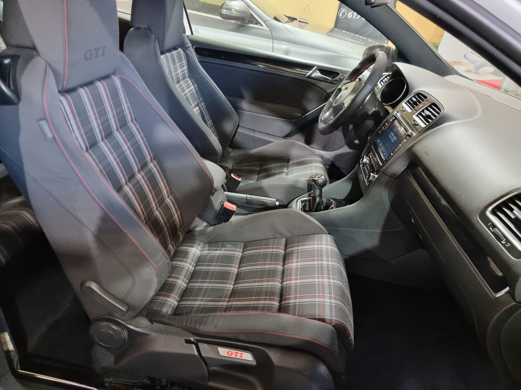 Volkswagen Golf VI 2.0 GTi Hatchback 211 CV