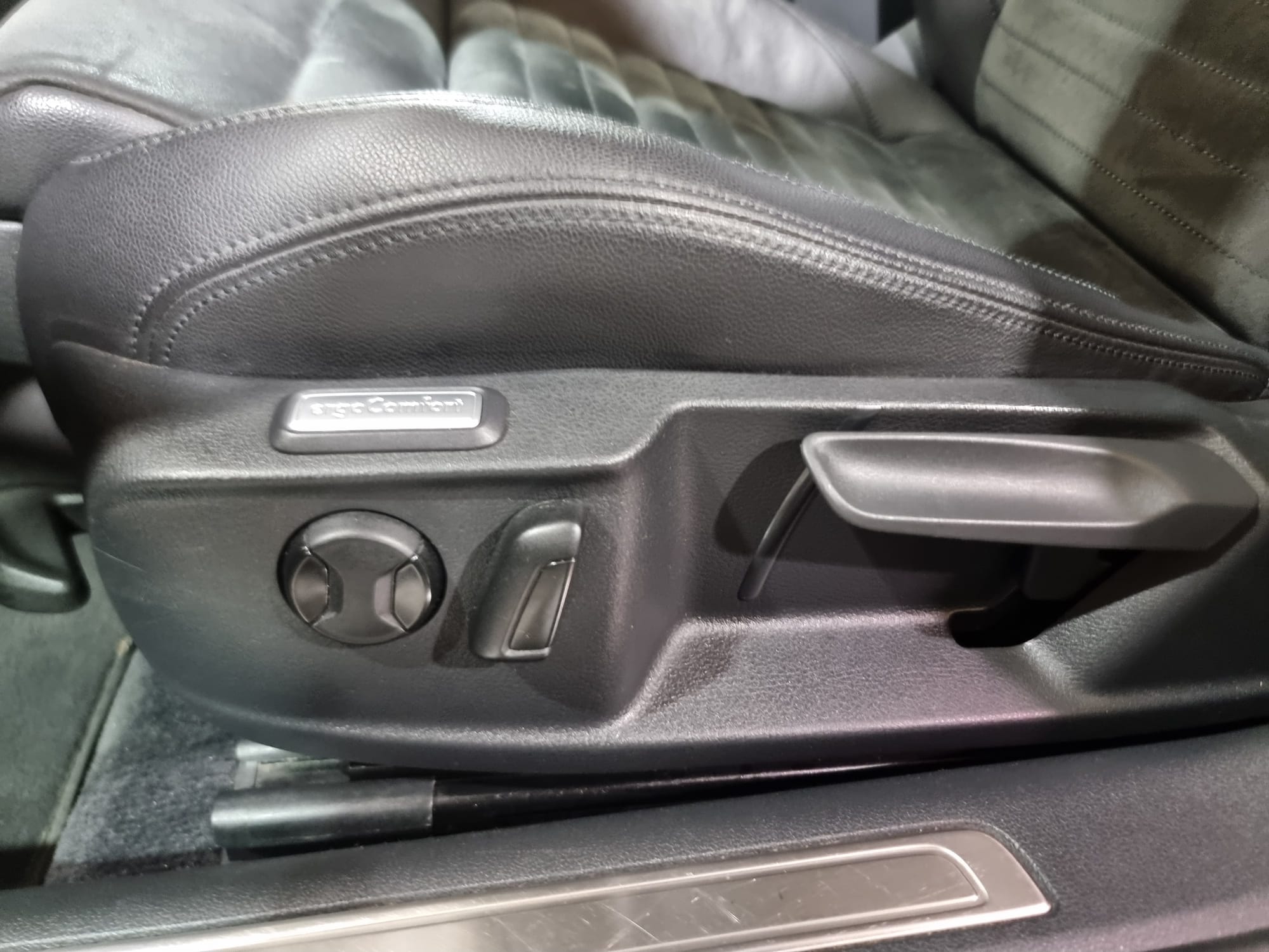 Volkswagen PASSAT VARIANT 2.0TDI ADVANCE DSG6 150CV