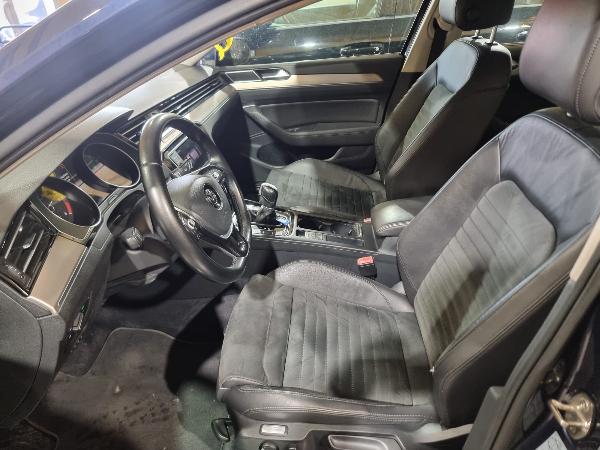 Volkswagen PASSAT VARIANT 2.0TDI ADVANCE DSG6 150CV