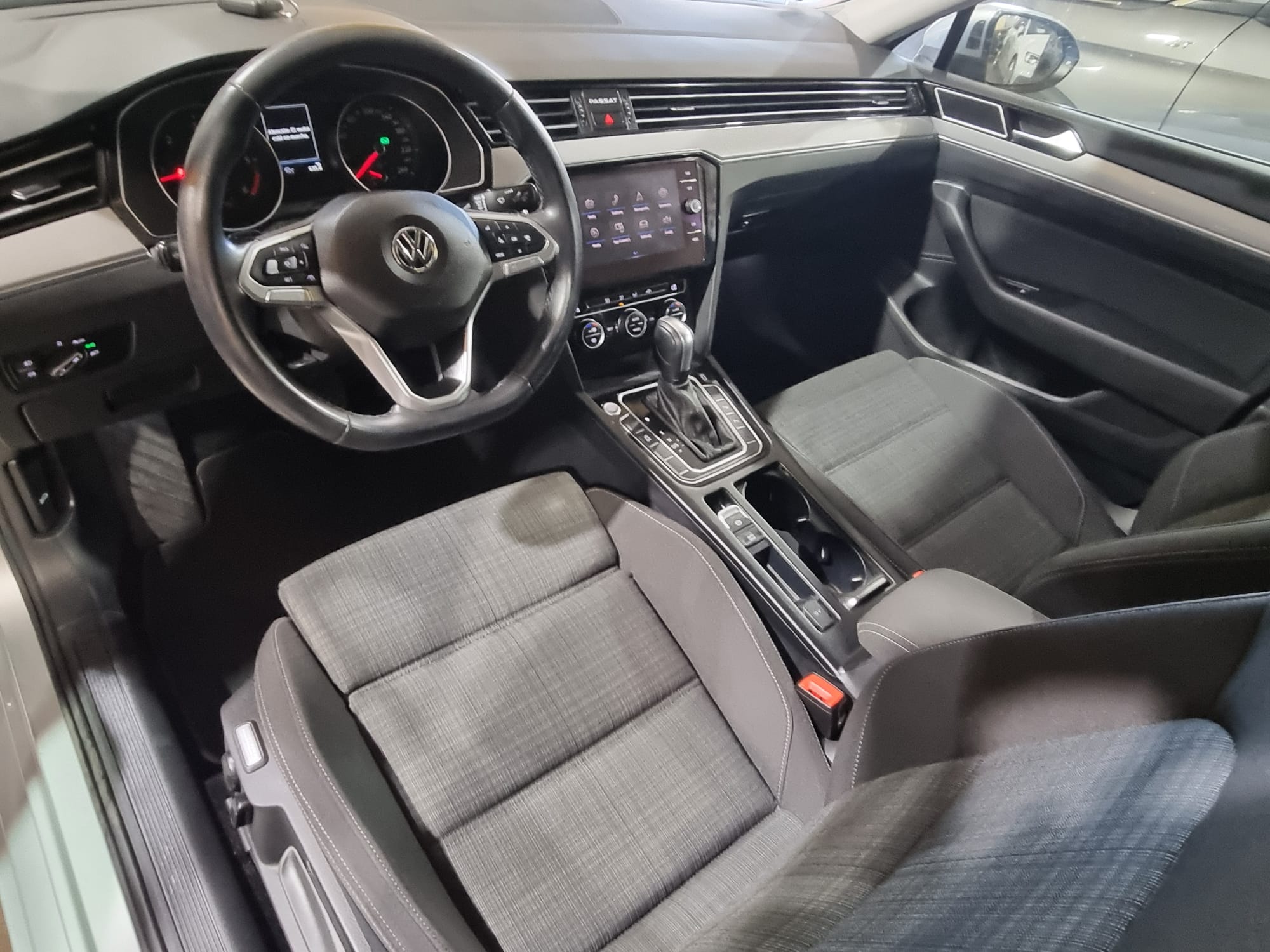Volkswagen Passat 1.6TDI EXECUTIVE DSG7 120 CV