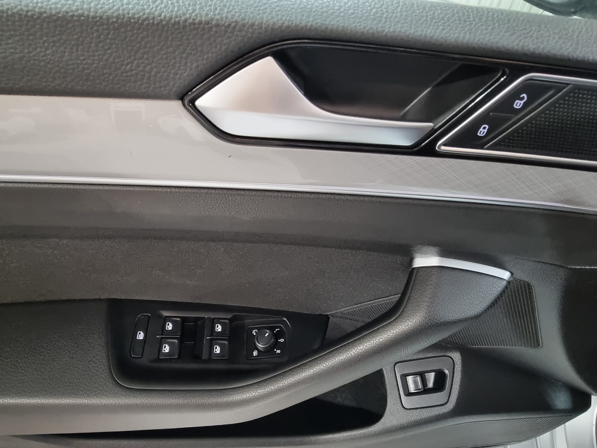 Volkswagen Passat 1.6TDI EXECUTIVE DSG7 120 CV