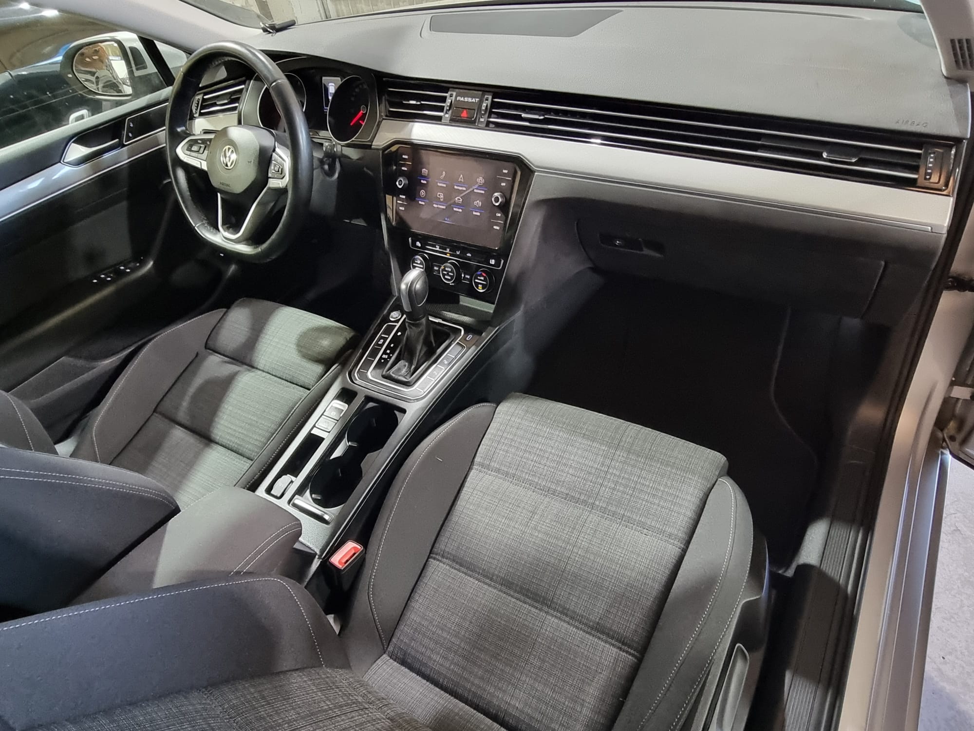 Volkswagen Passat 1.6TDI EXECUTIVE DSG7 120 CV