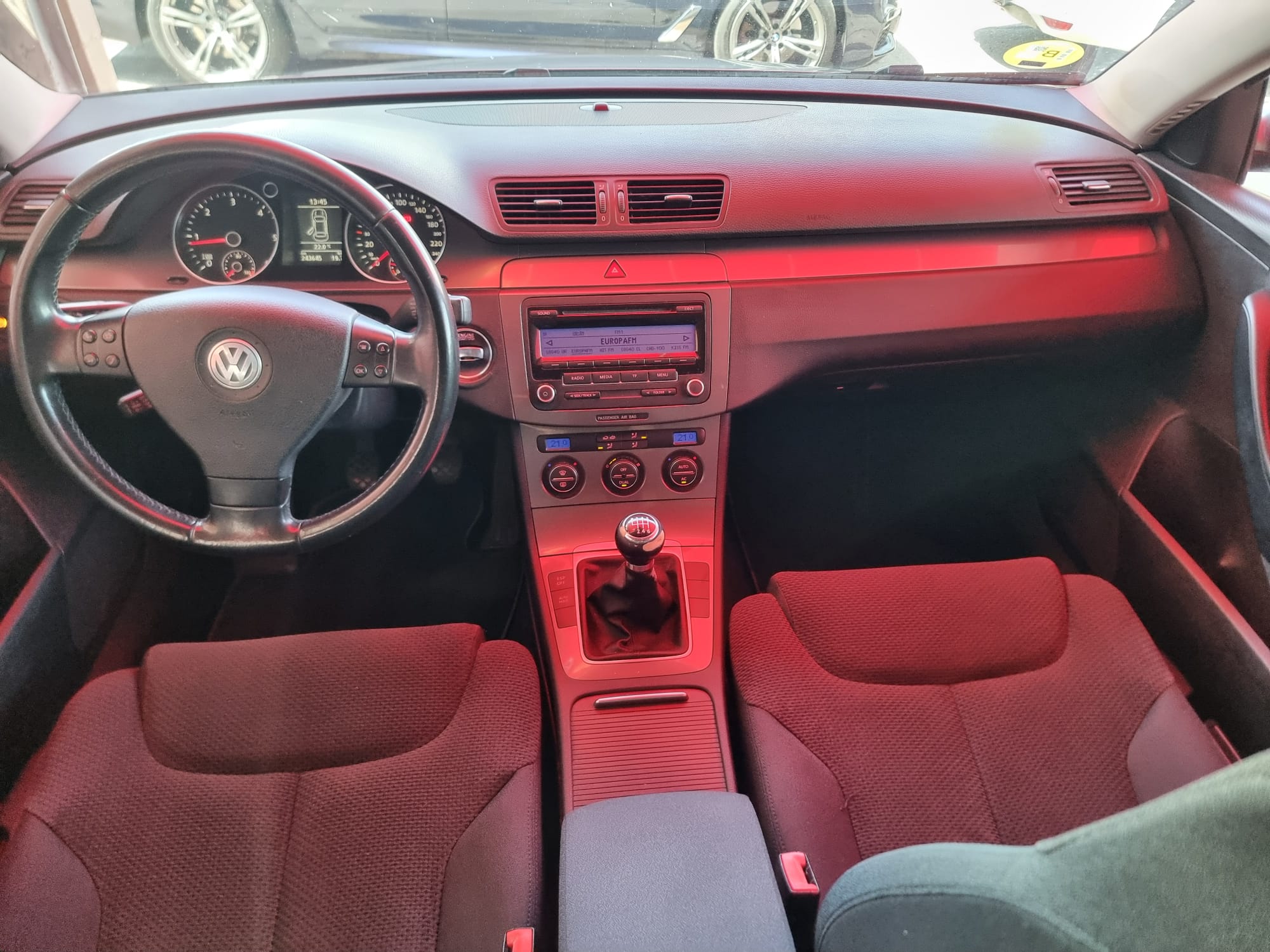 Volkswagen Passat B6 2.0 TDI Edition Plus 140 CV