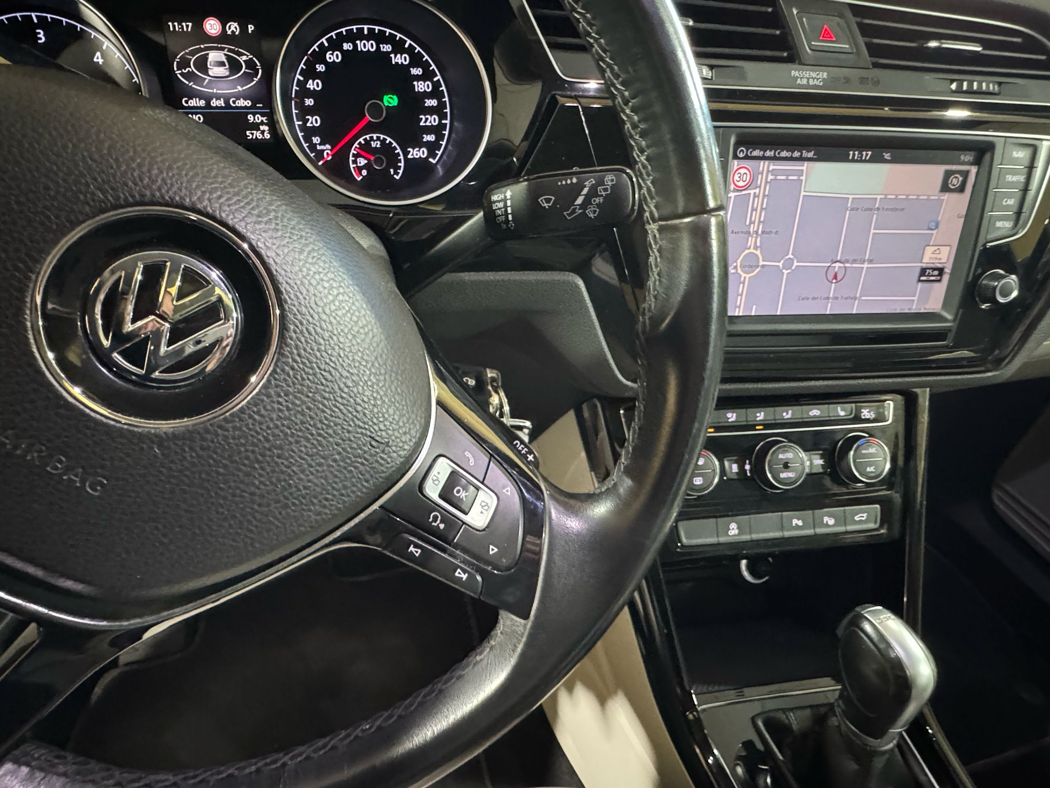 Volkswagen Touran Sport 2.0TDI CR BMT DSG